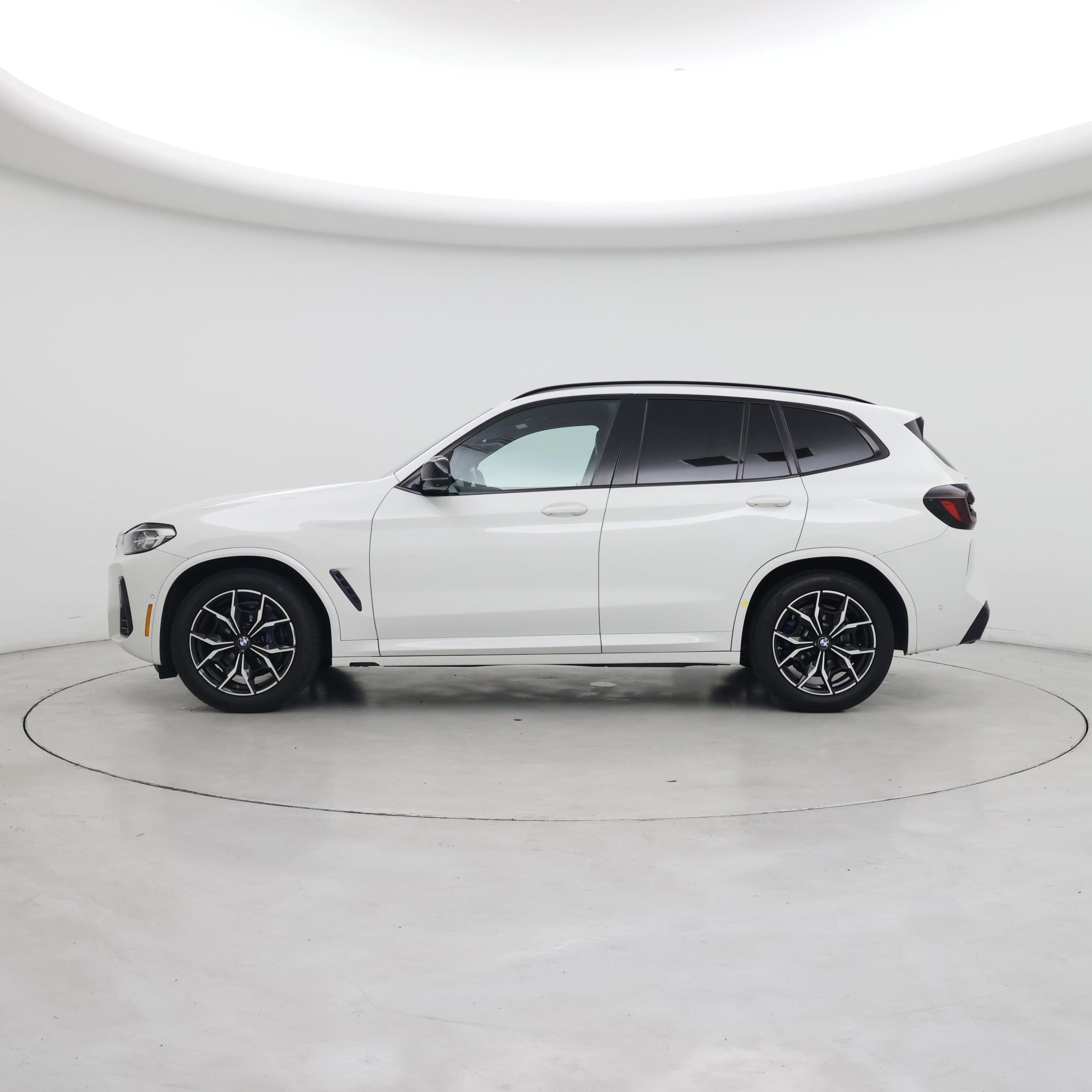 Thumbnail: 2022 BMW X3 - 3