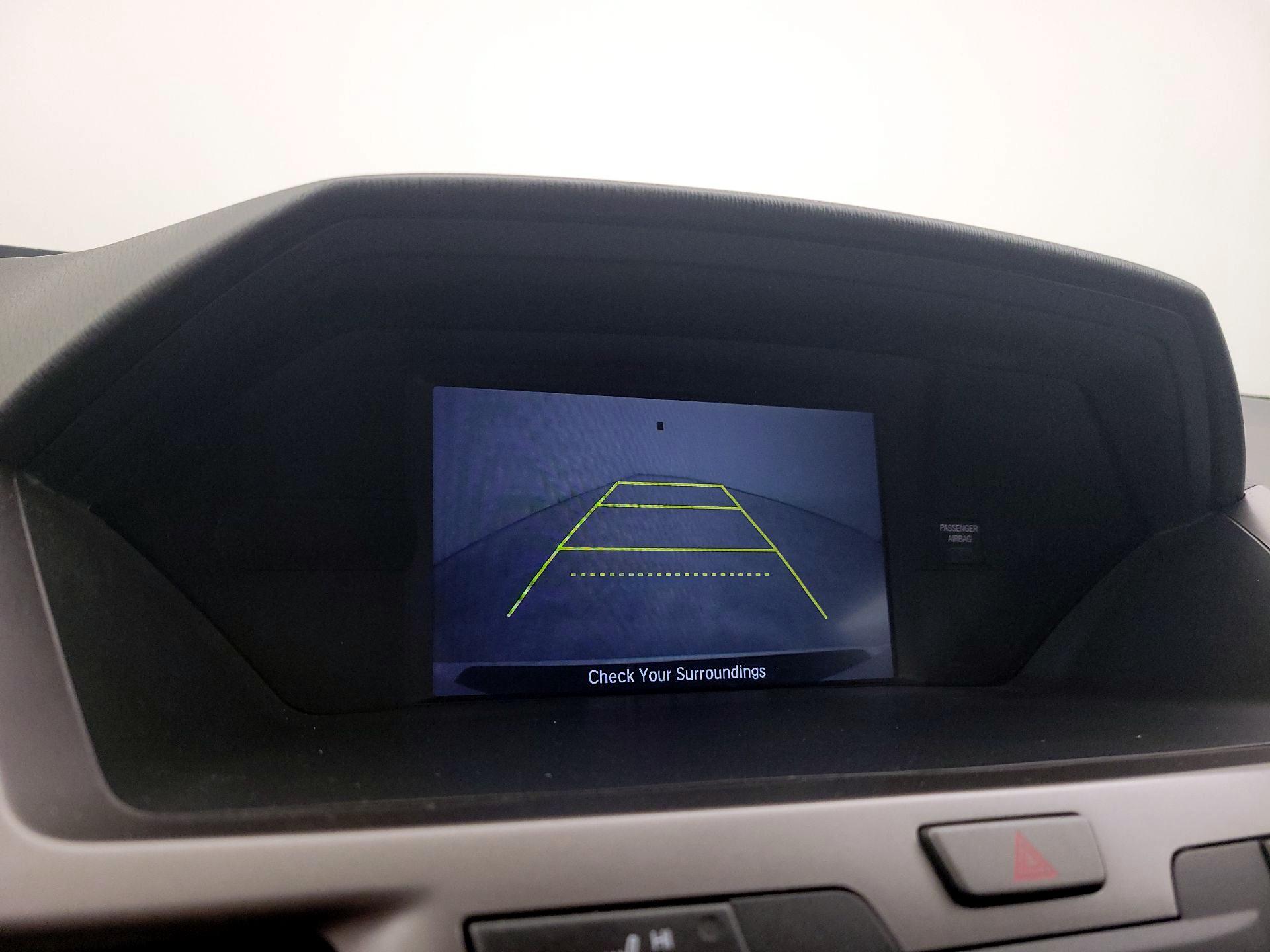 Thumbnail: 2017 Honda Odyssey - 14