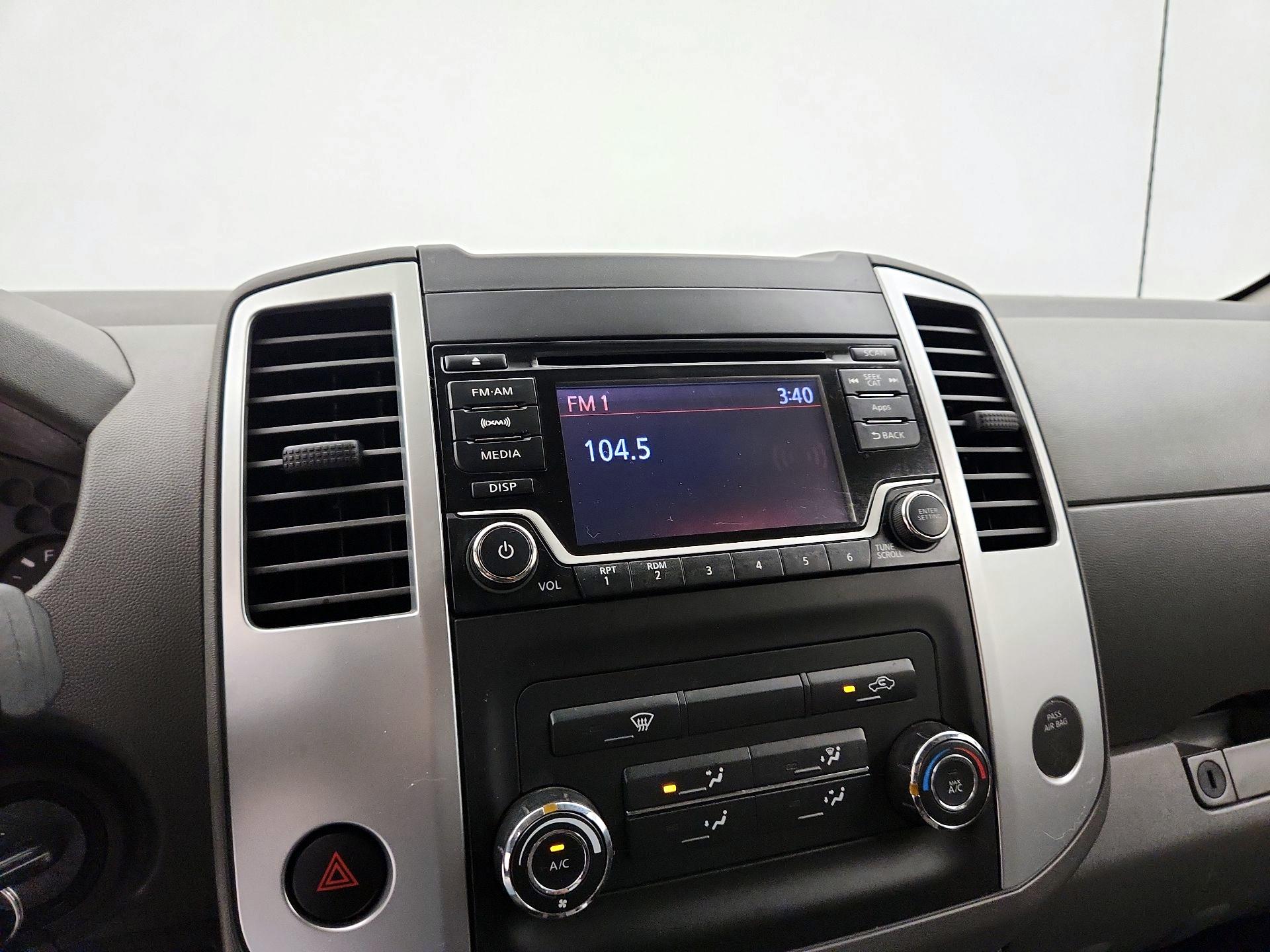 Thumbnail: 2016 Nissan Frontier - 14