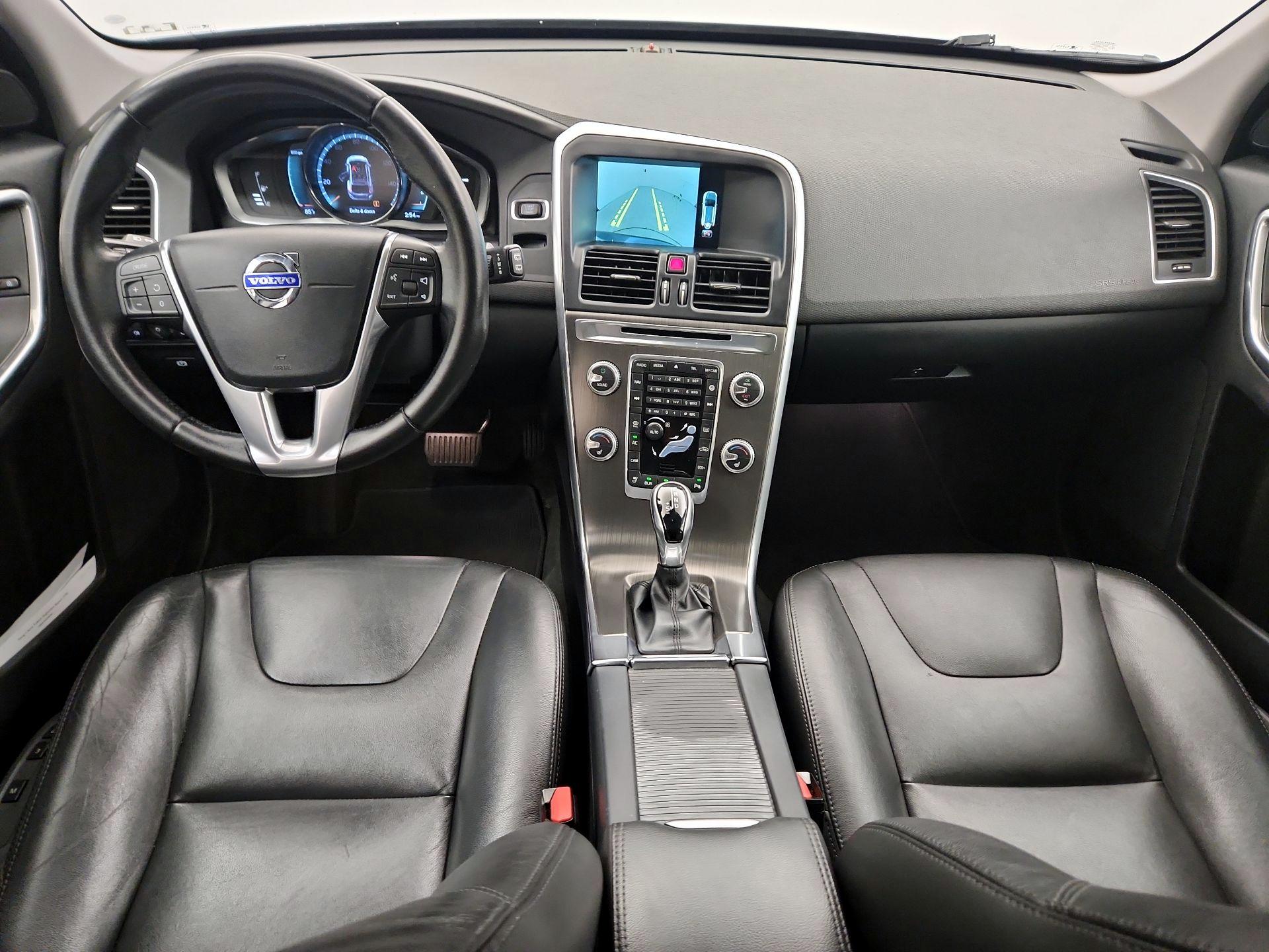 Thumbnail: 2016 Volvo XC60 - 9