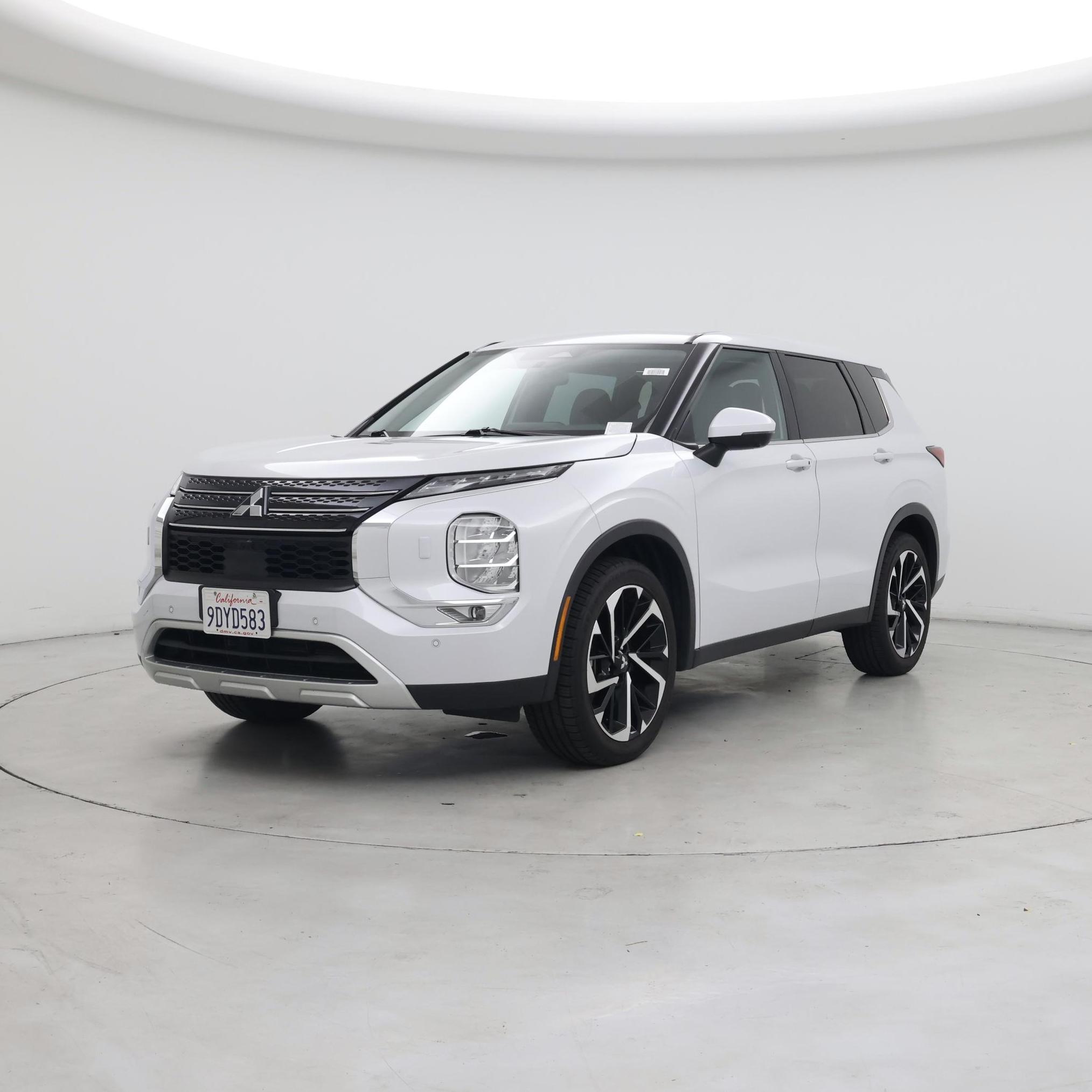 Thumbnail: 2022 Mitsubishi Outlander - 4