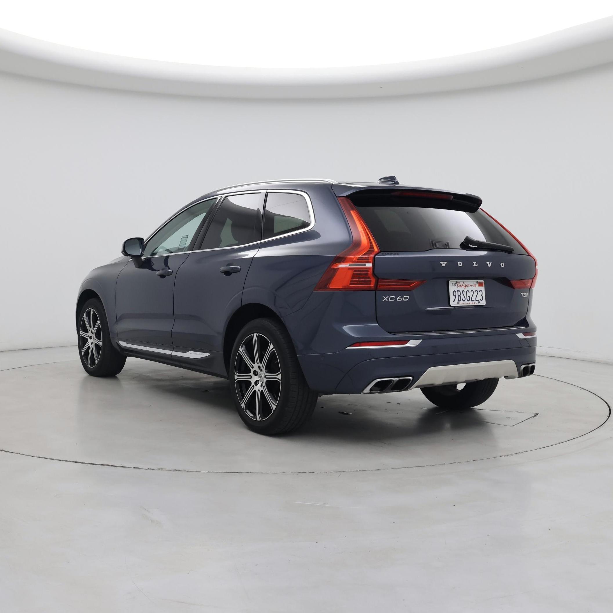 Thumbnail: 2019 Volvo XC60 - 2