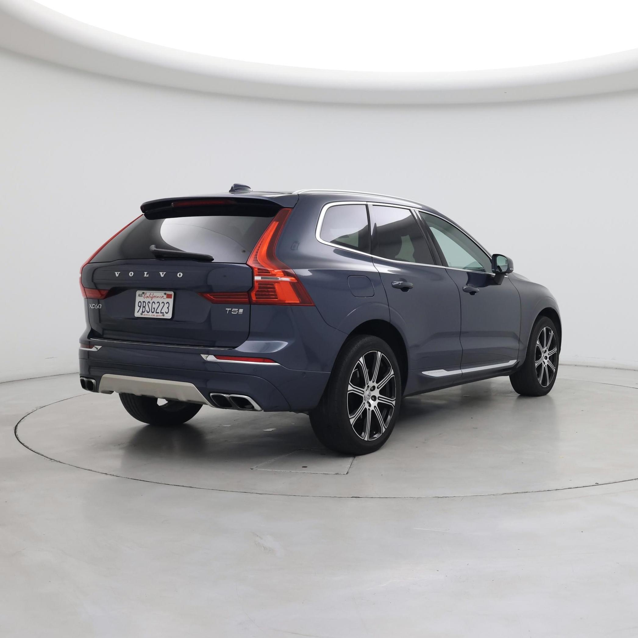 Thumbnail: 2019 Volvo XC60 - 8
