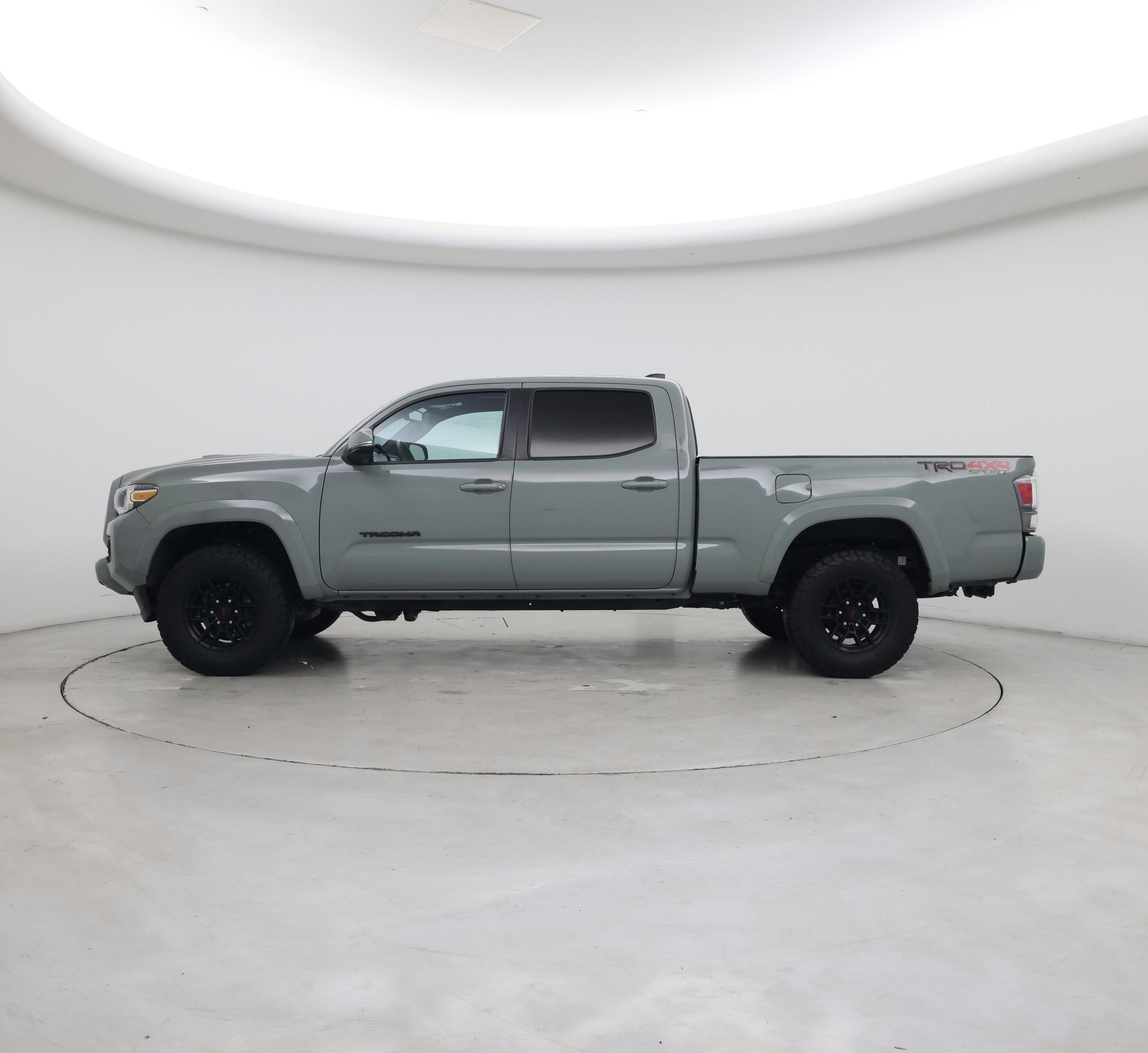 Thumbnail: 2023 Toyota Tacoma - 3