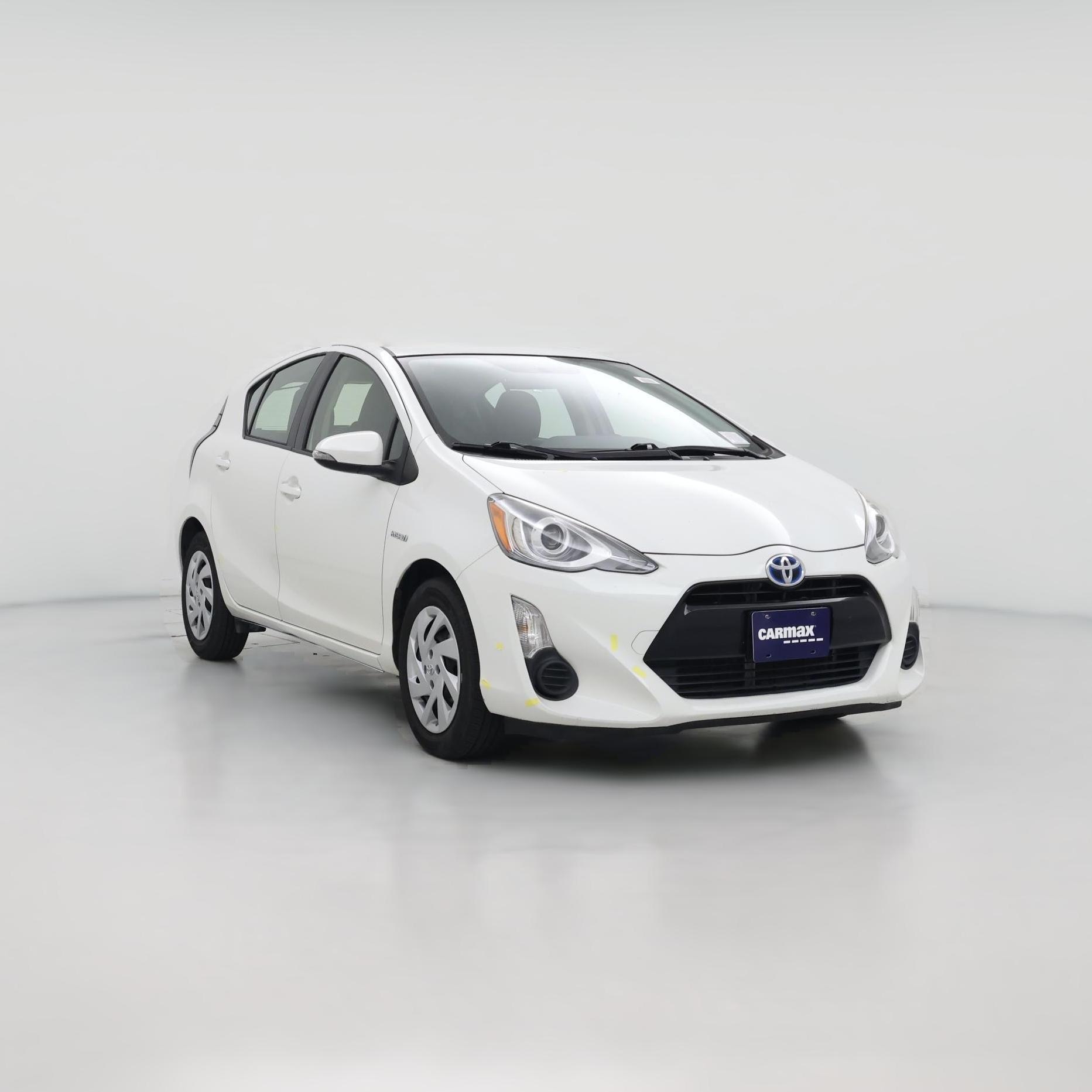 Thumbnail: 2015 Toyota Prius - 1