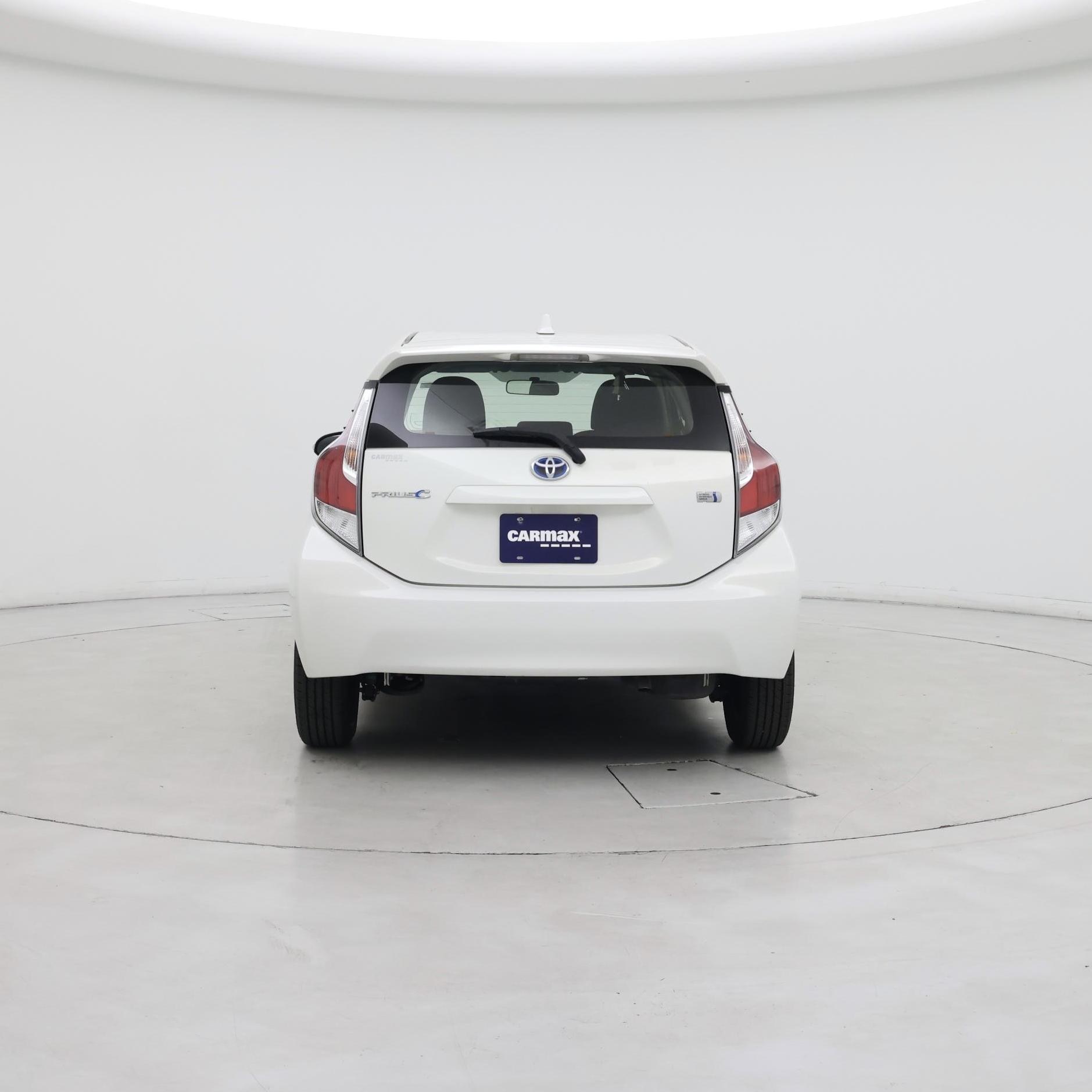 Thumbnail: 2015 Toyota Prius - 6