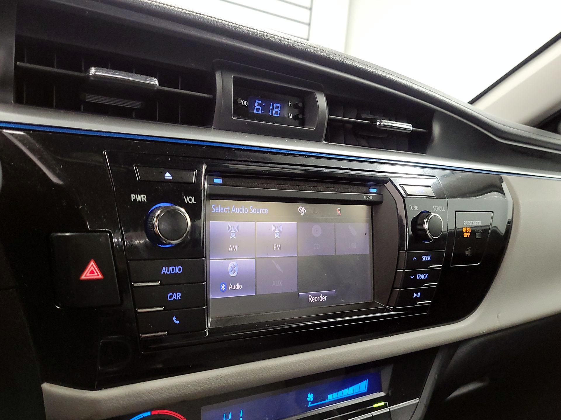 Thumbnail: 2014 Toyota Corolla - 14