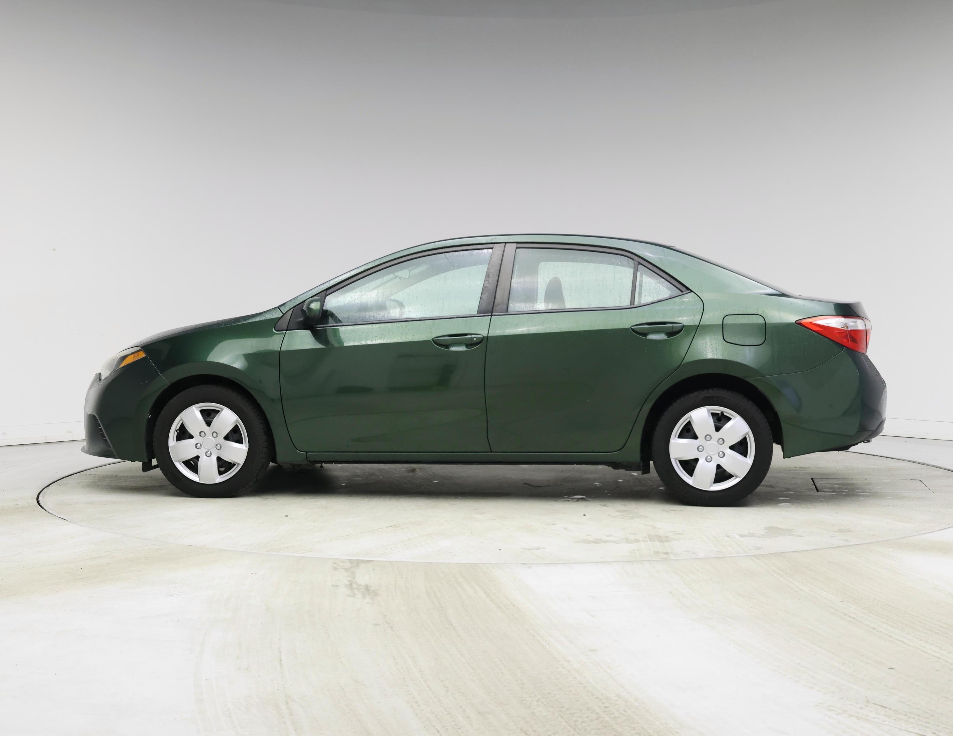 Thumbnail: 2014 Toyota Corolla - 3