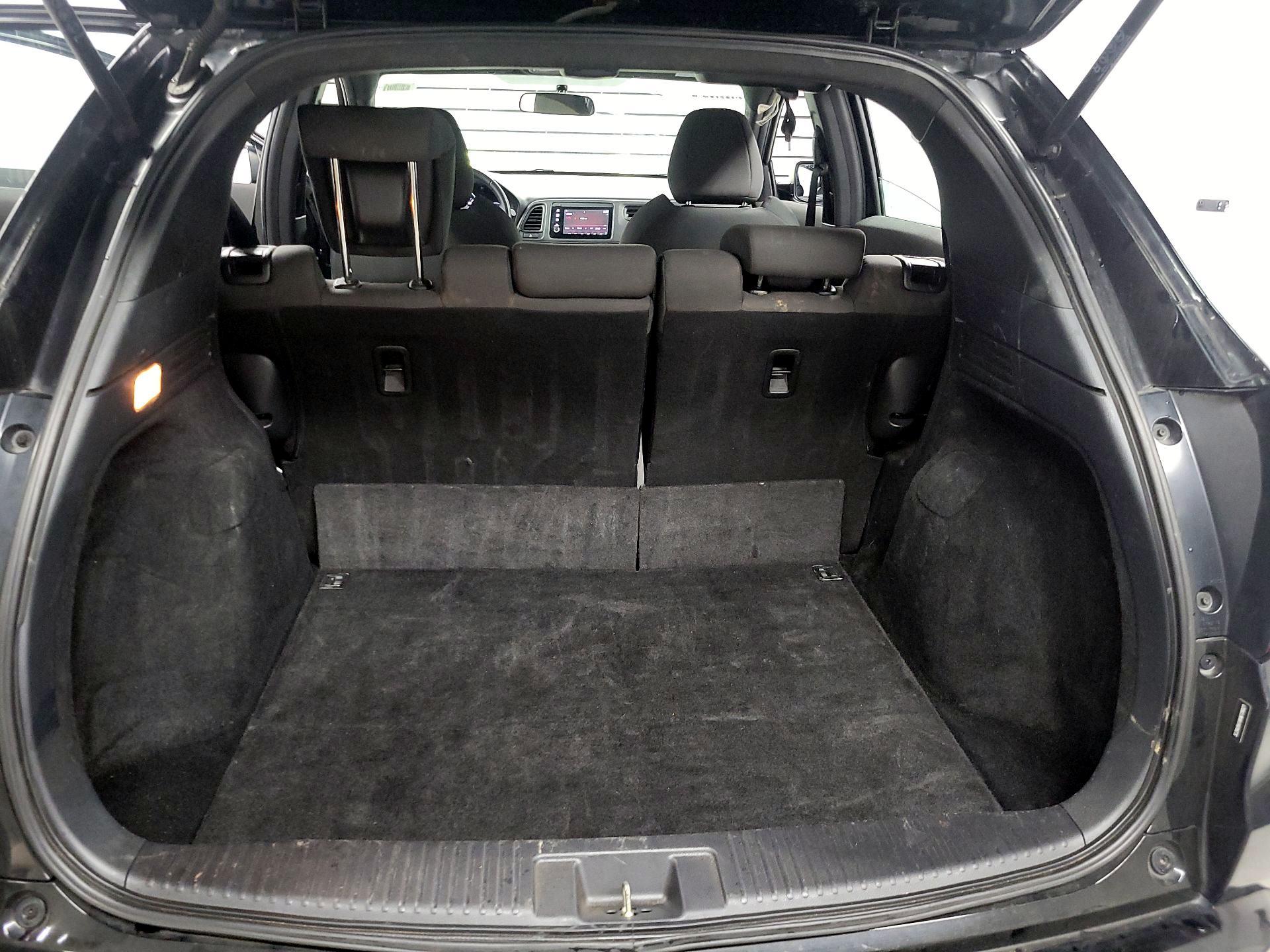 Thumbnail: 2019 Honda HR-V - 19