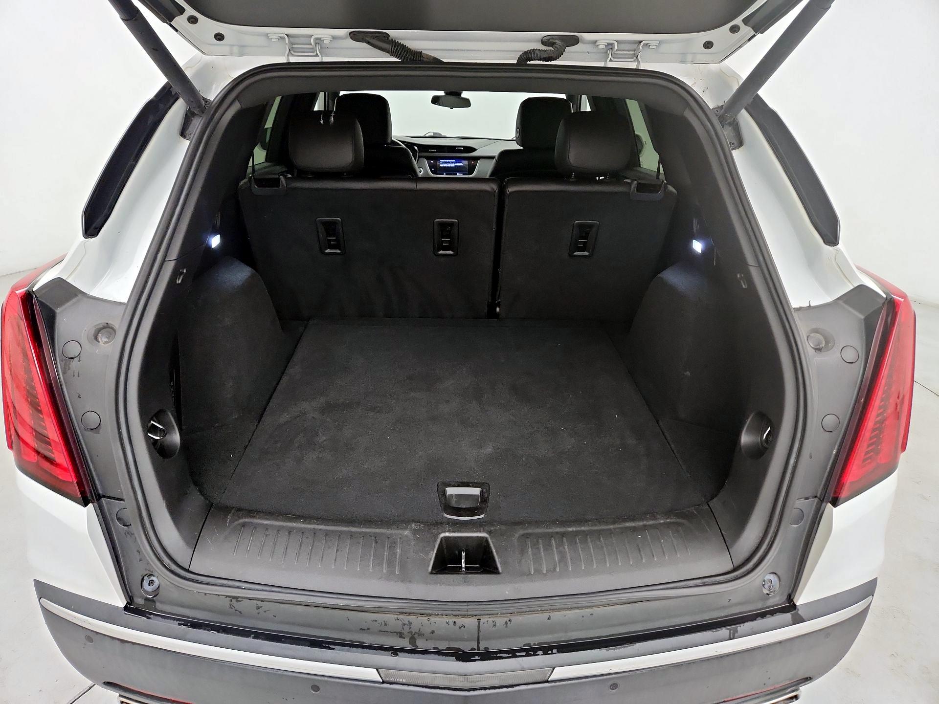 Thumbnail: 2020 Cadillac XT5 - 20