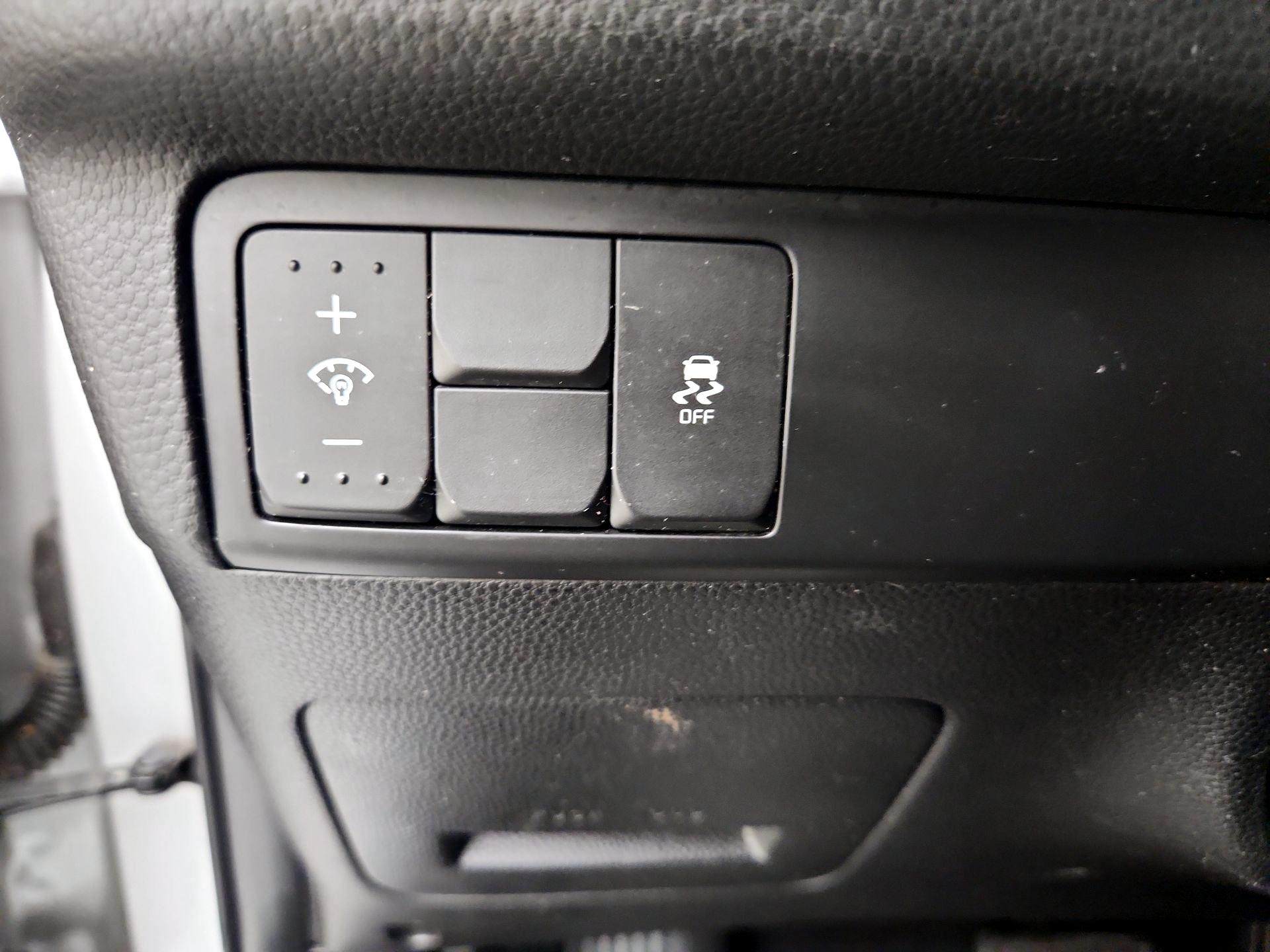 Thumbnail: 2019 Kia Soul - 13
