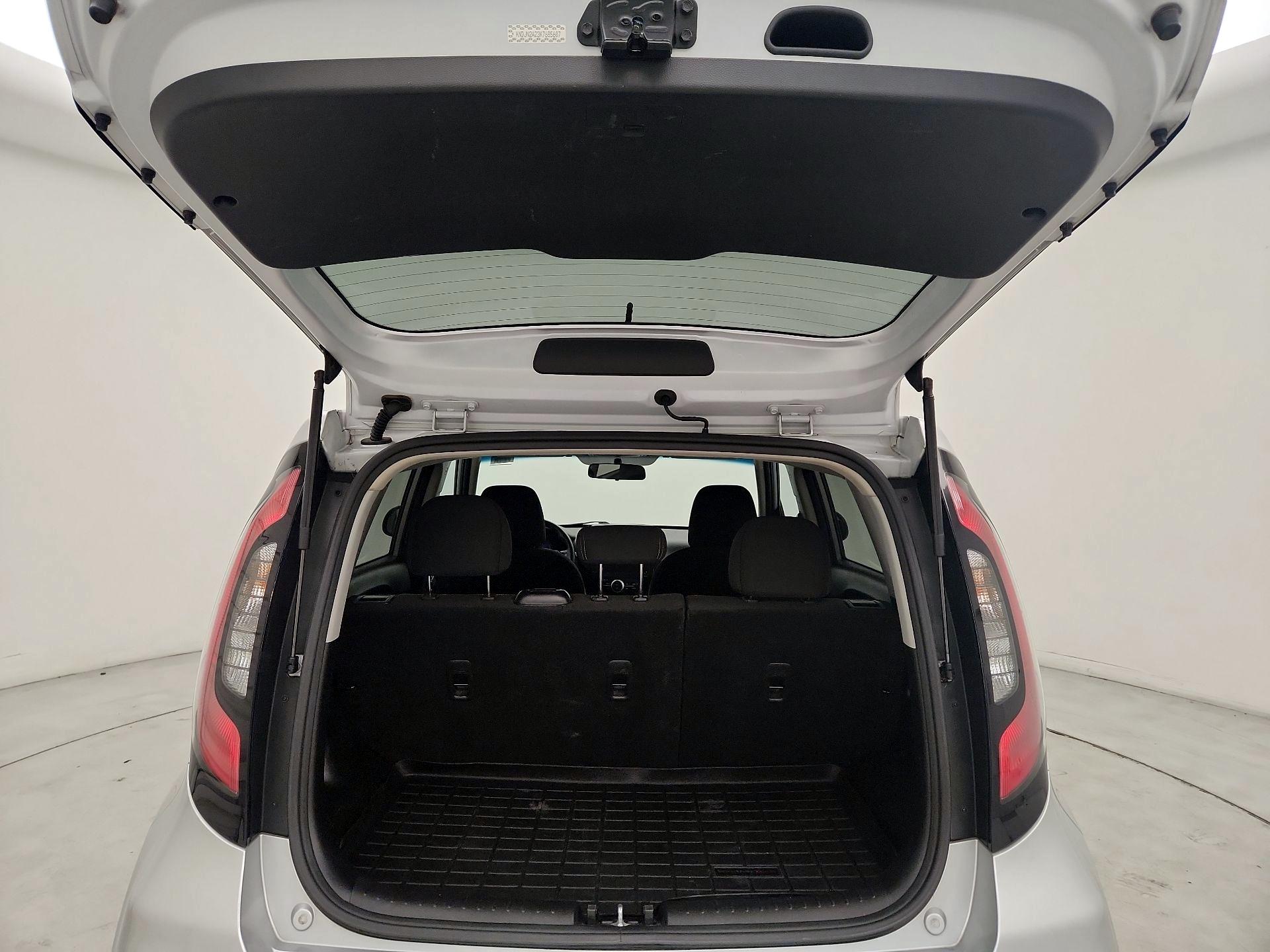 Thumbnail: 2019 Kia Soul - 20
