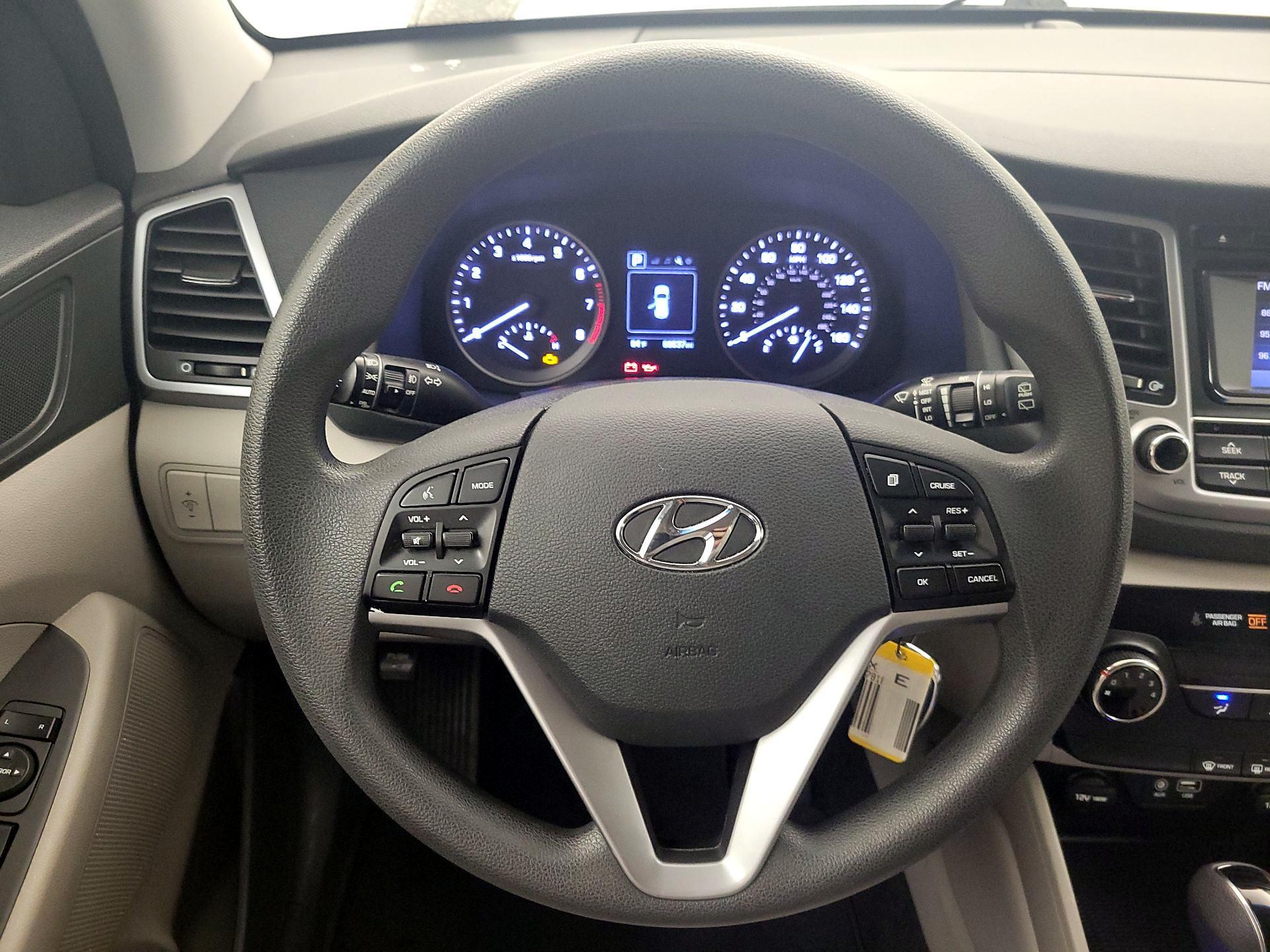 Thumbnail: 2017 Hyundai Tucson - 10