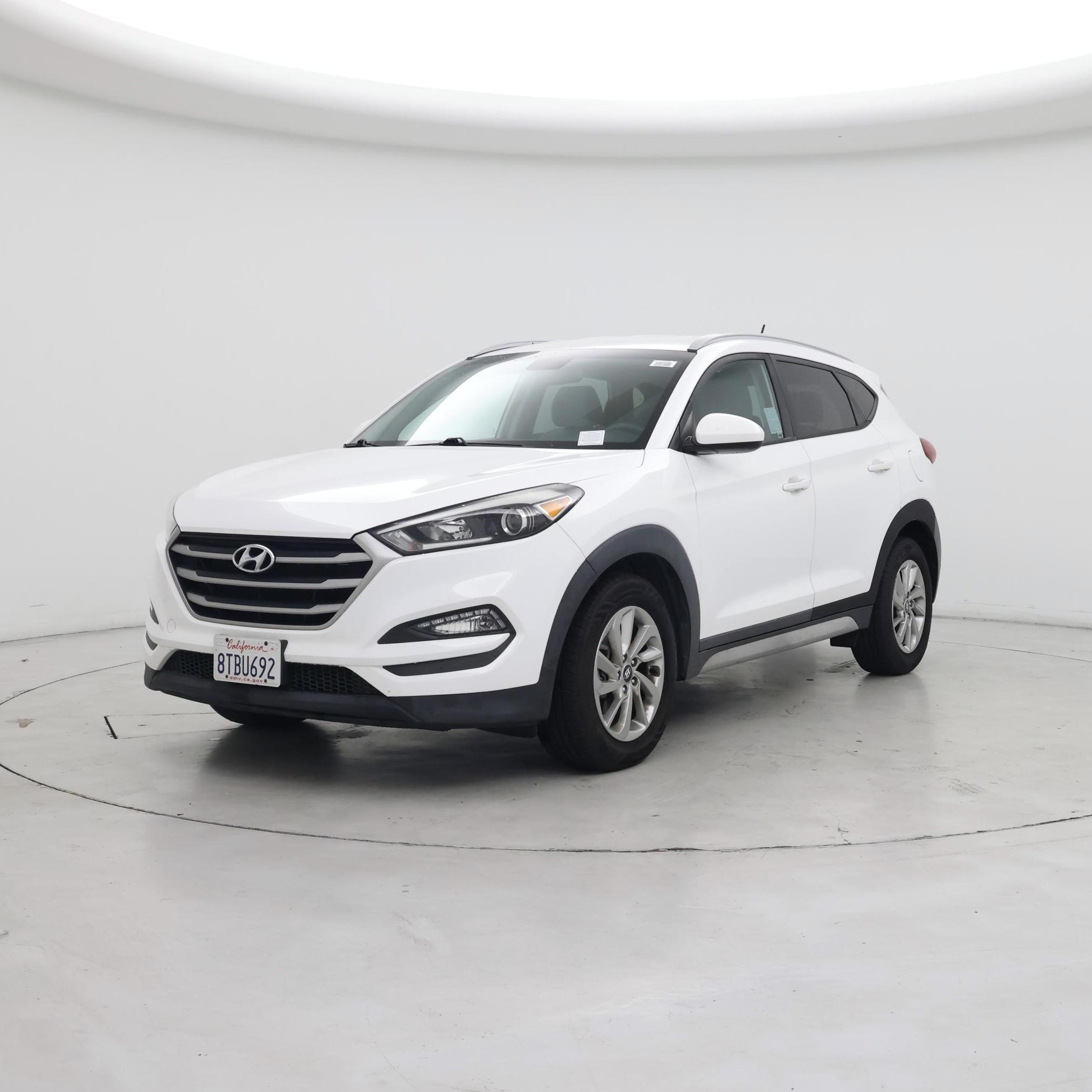 Thumbnail: 2017 Hyundai Tucson - 4