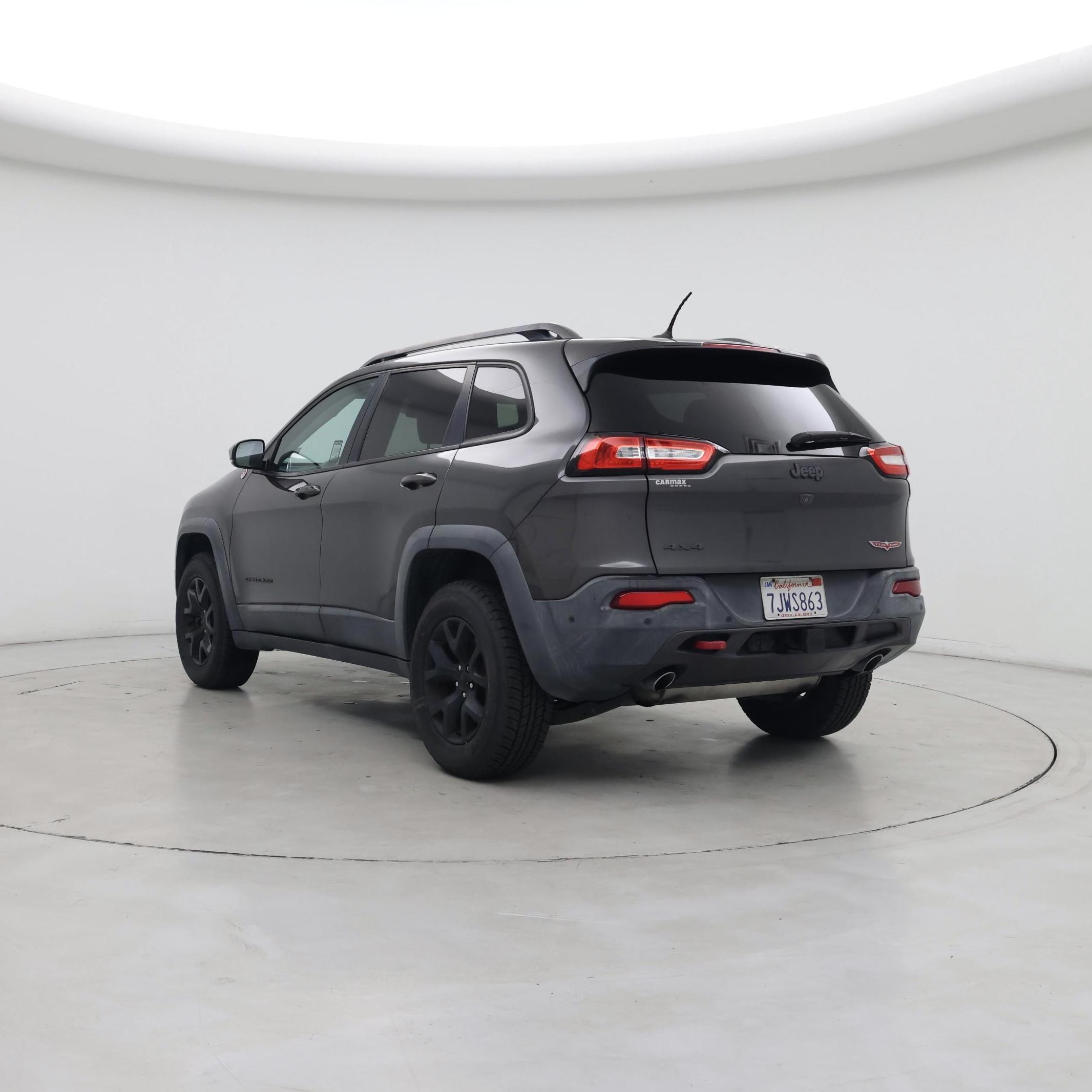 Thumbnail: 2015 Jeep Cherokee - 2