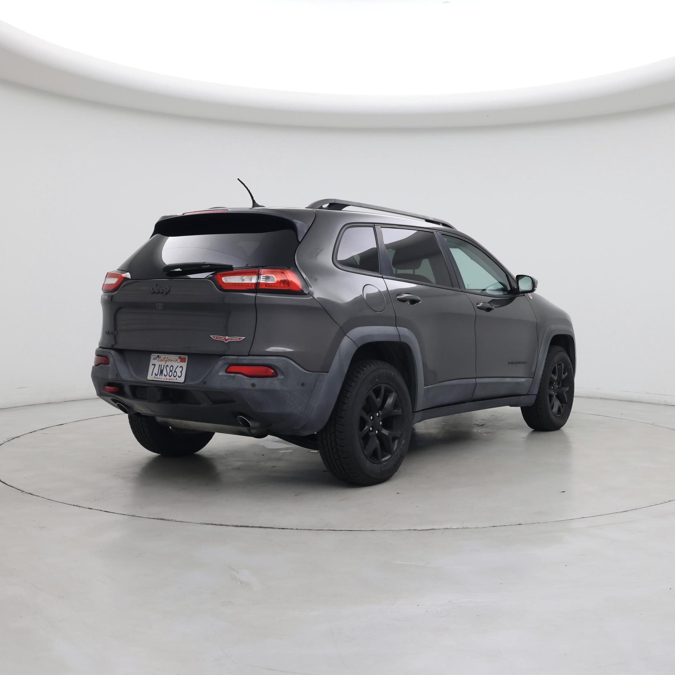 Thumbnail: 2015 Jeep Cherokee - 8