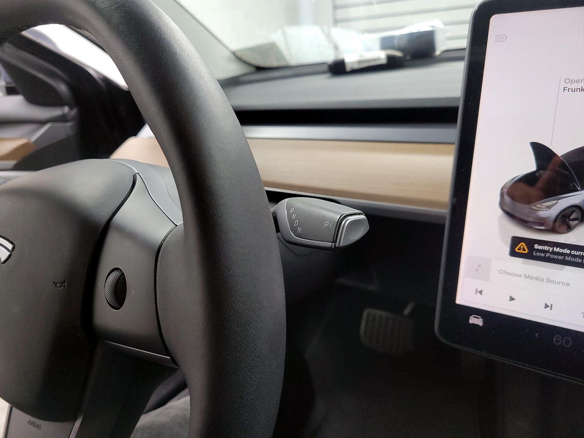 Thumbnail: 2023 Tesla Model 3 - 17