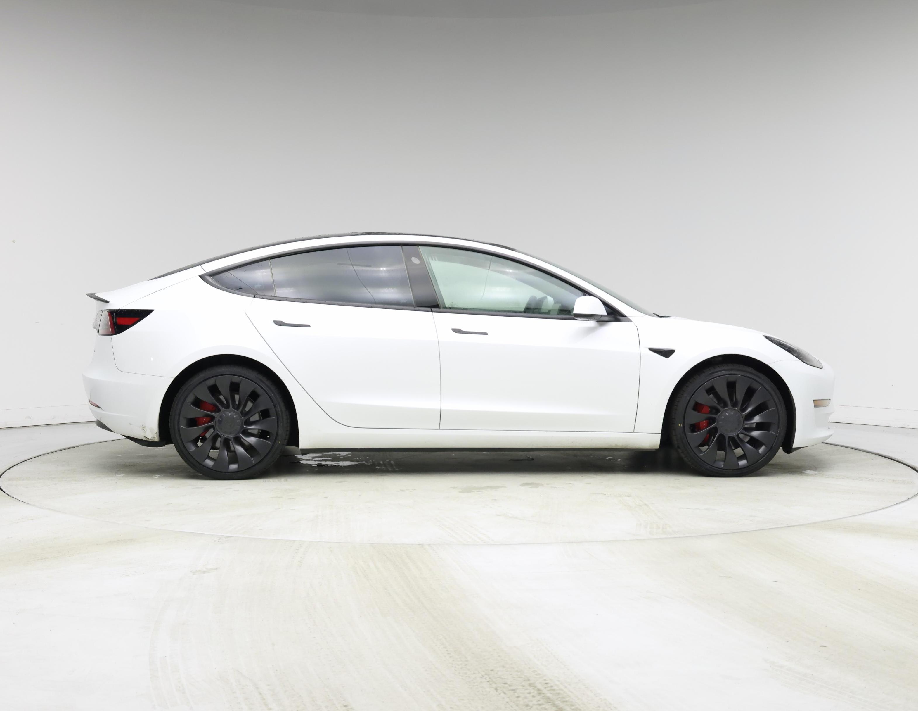 Thumbnail: 2023 Tesla Model 3 - 7