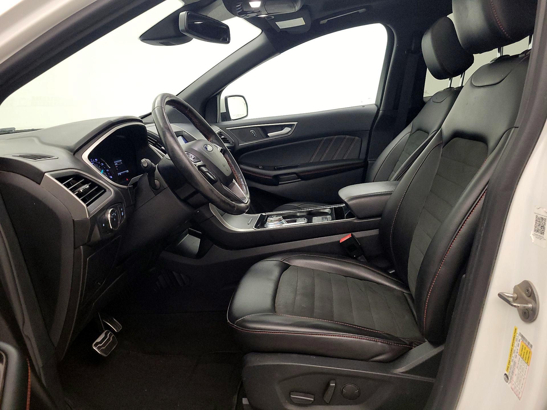 Thumbnail: 2020 Ford Edge - 11