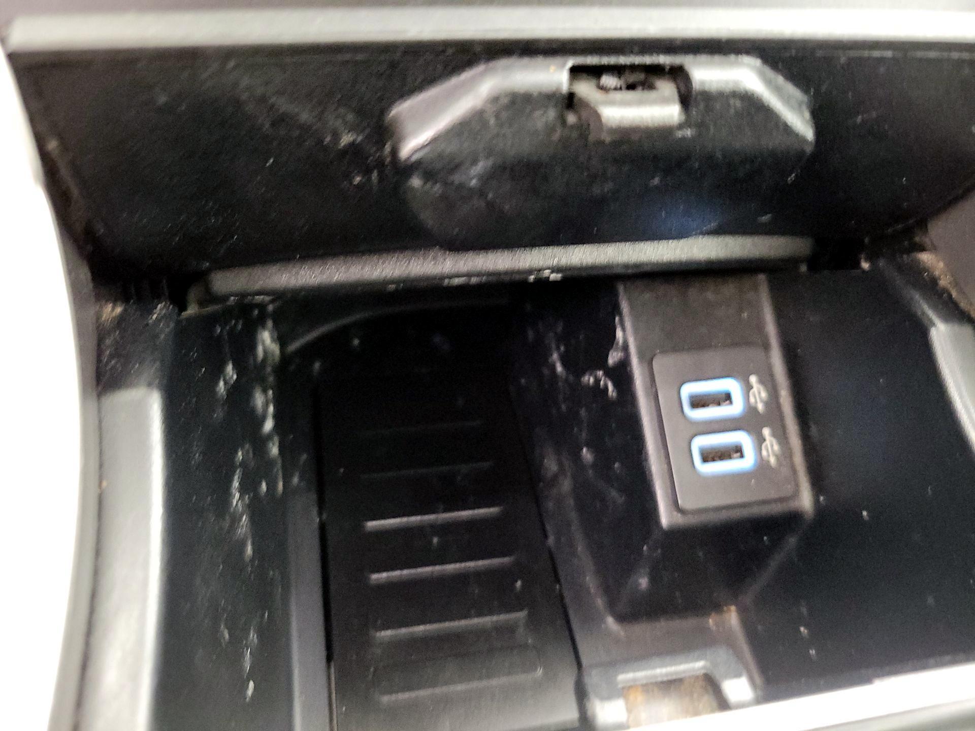 Thumbnail: 2020 Ford Edge - 18