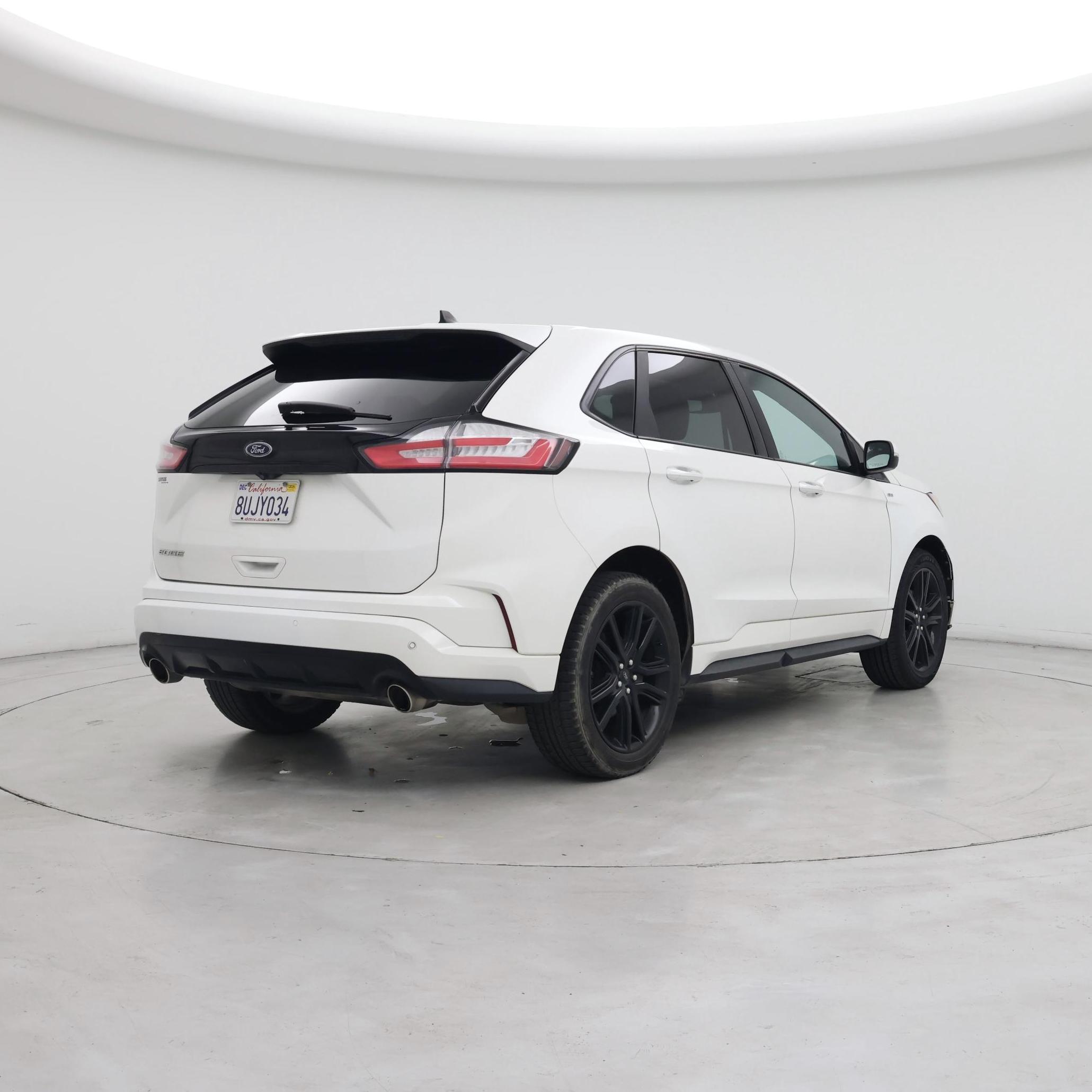 Thumbnail: 2020 Ford Edge - 8