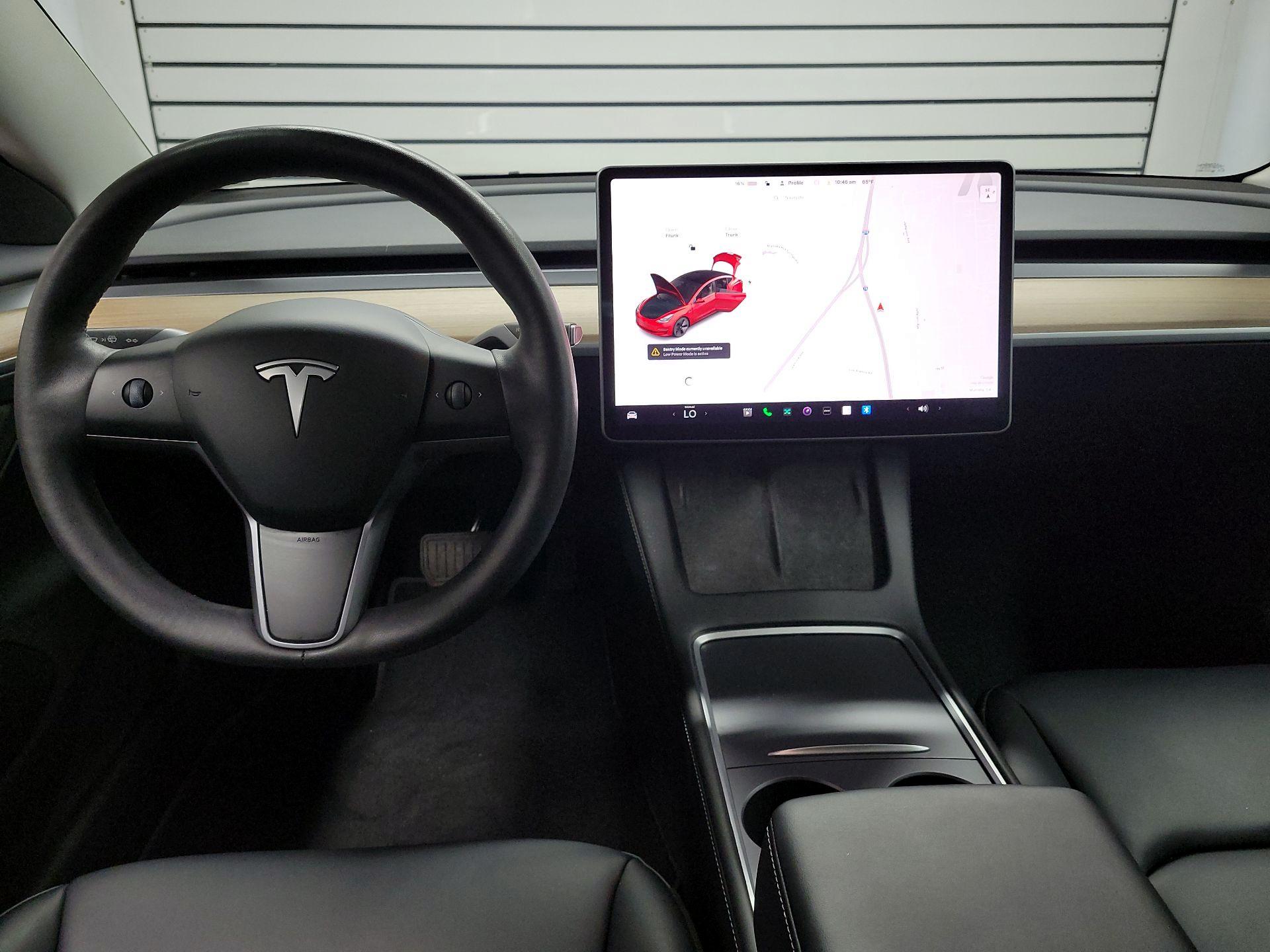 Thumbnail: 2023 Tesla Model 3 - 9