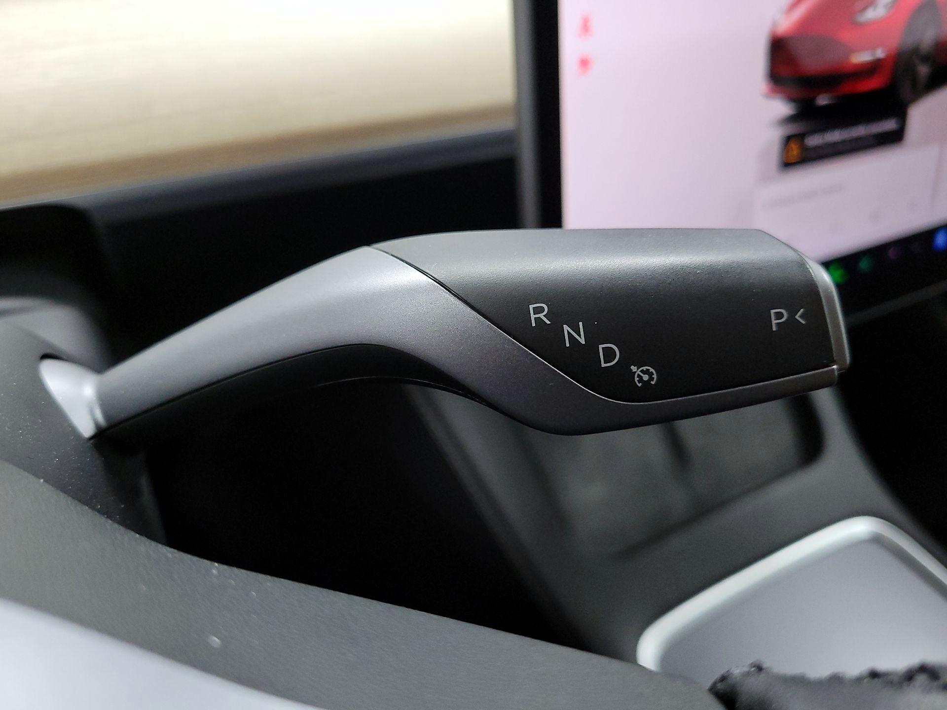 Thumbnail: 2023 Tesla Model 3 - 17