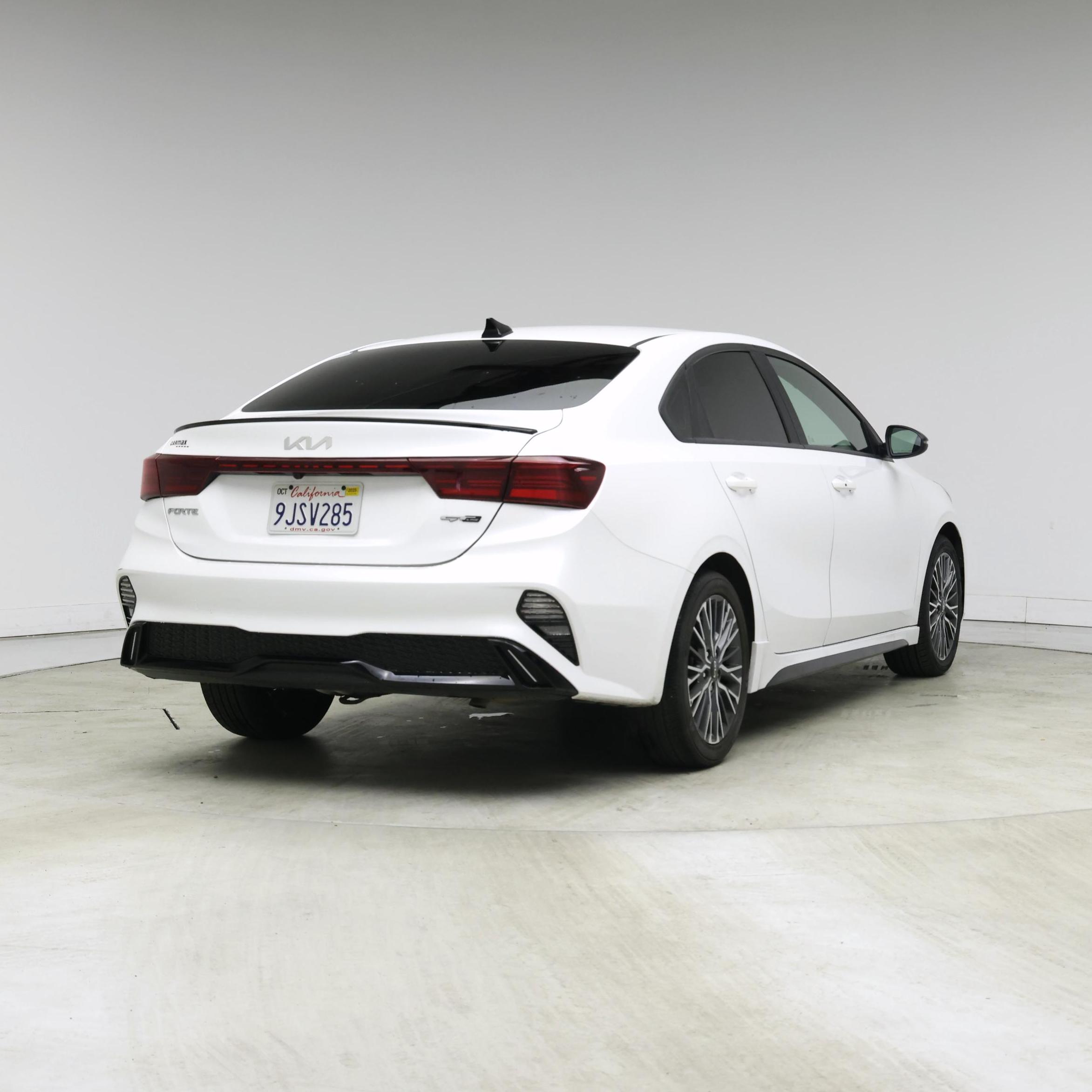 Thumbnail: 2024 Kia Forte - 8