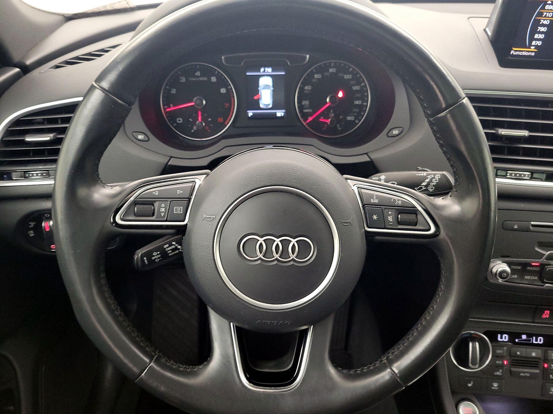 Thumbnail: 2018 Audi Q3 - 10