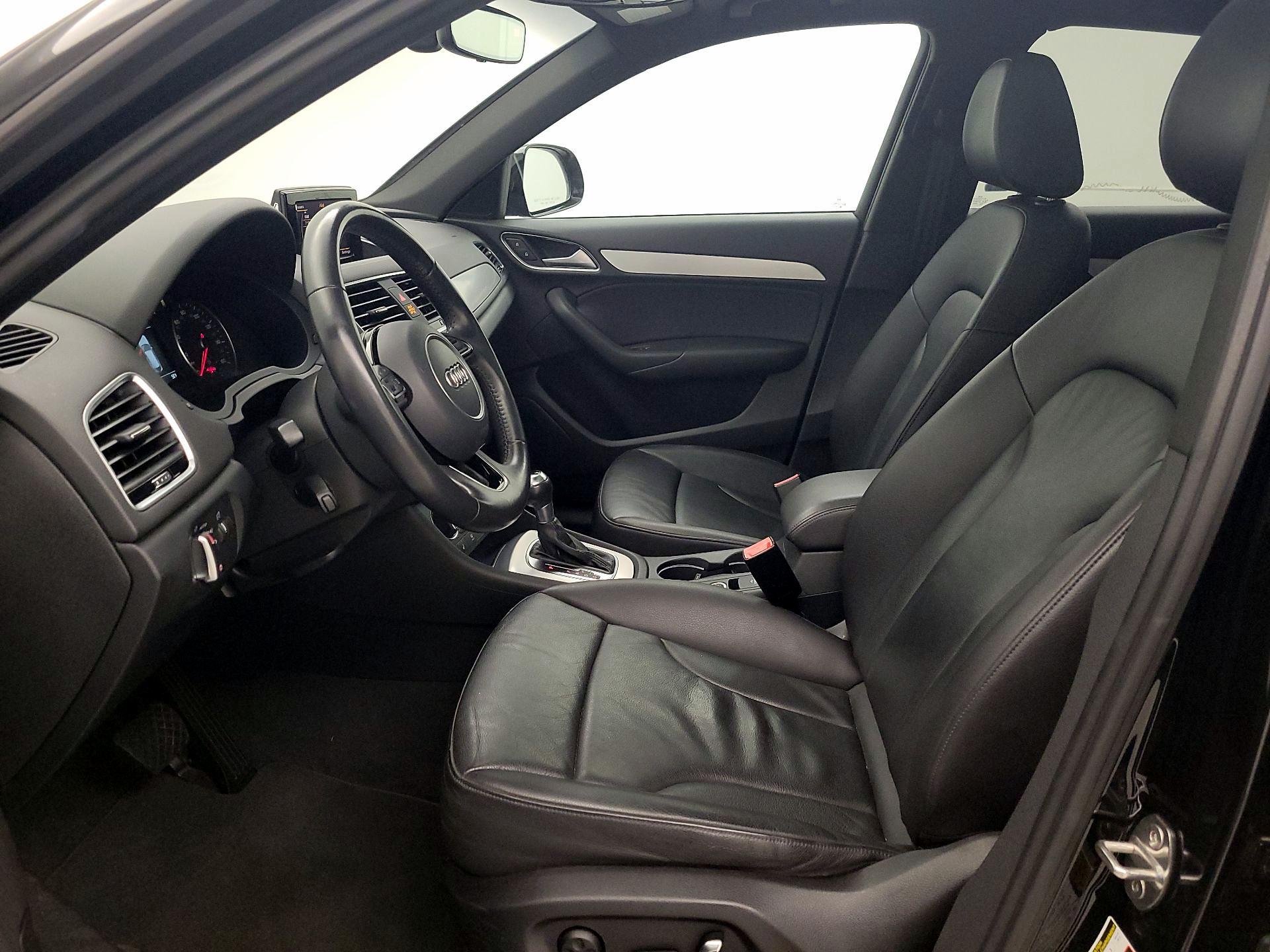 Thumbnail: 2018 Audi Q3 - 11