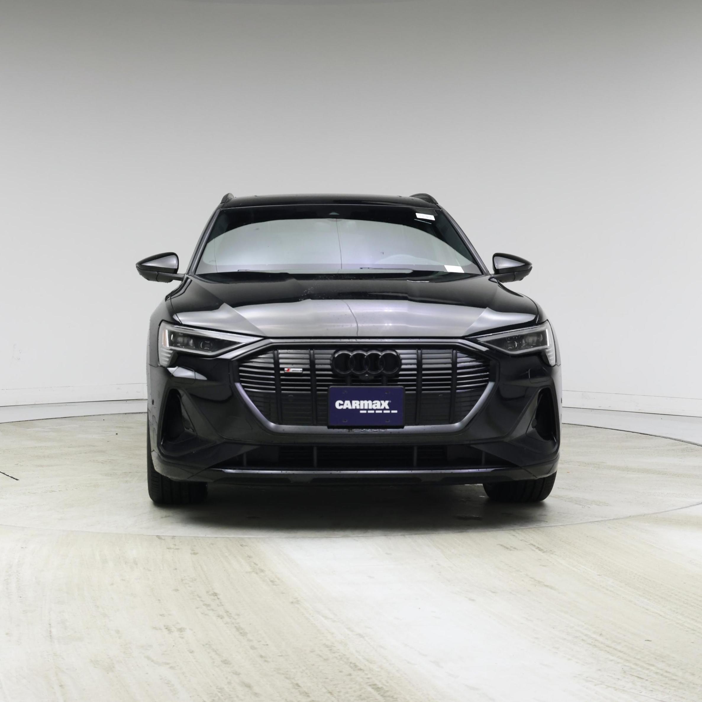 Thumbnail: 2023 Audi e-tron - 5