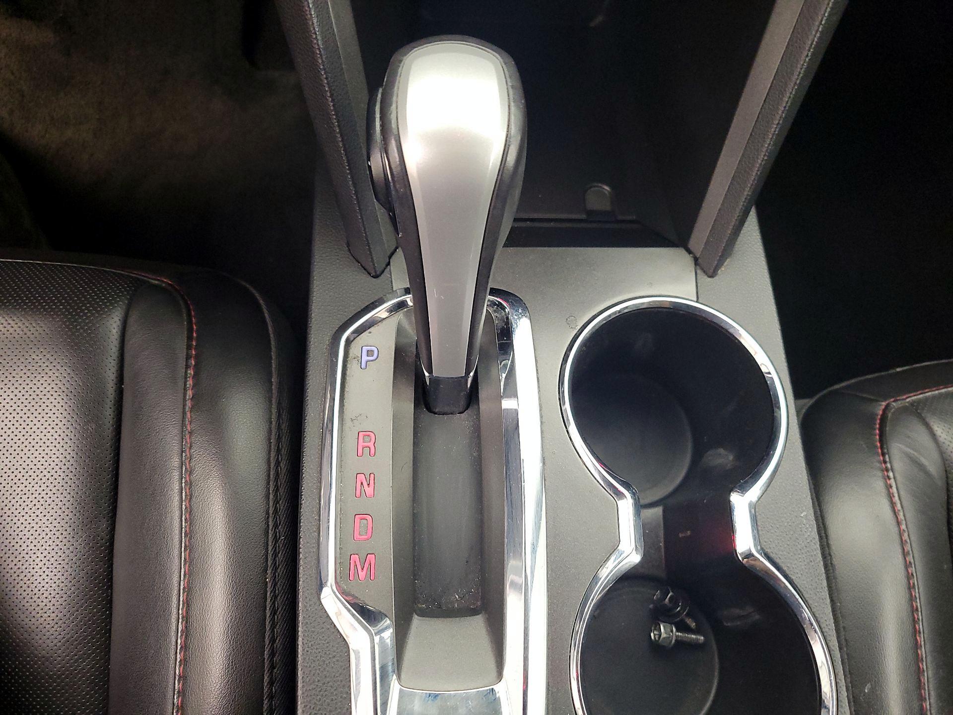 Thumbnail: 2015 GMC Terrain - 16