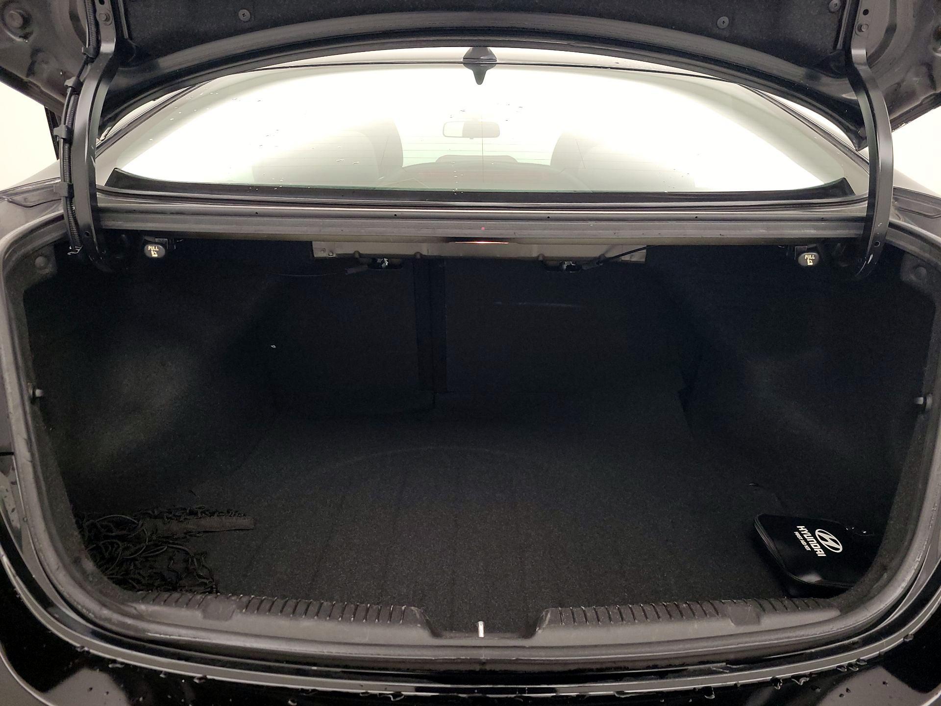 Thumbnail: 2014 Hyundai Elantra - 20