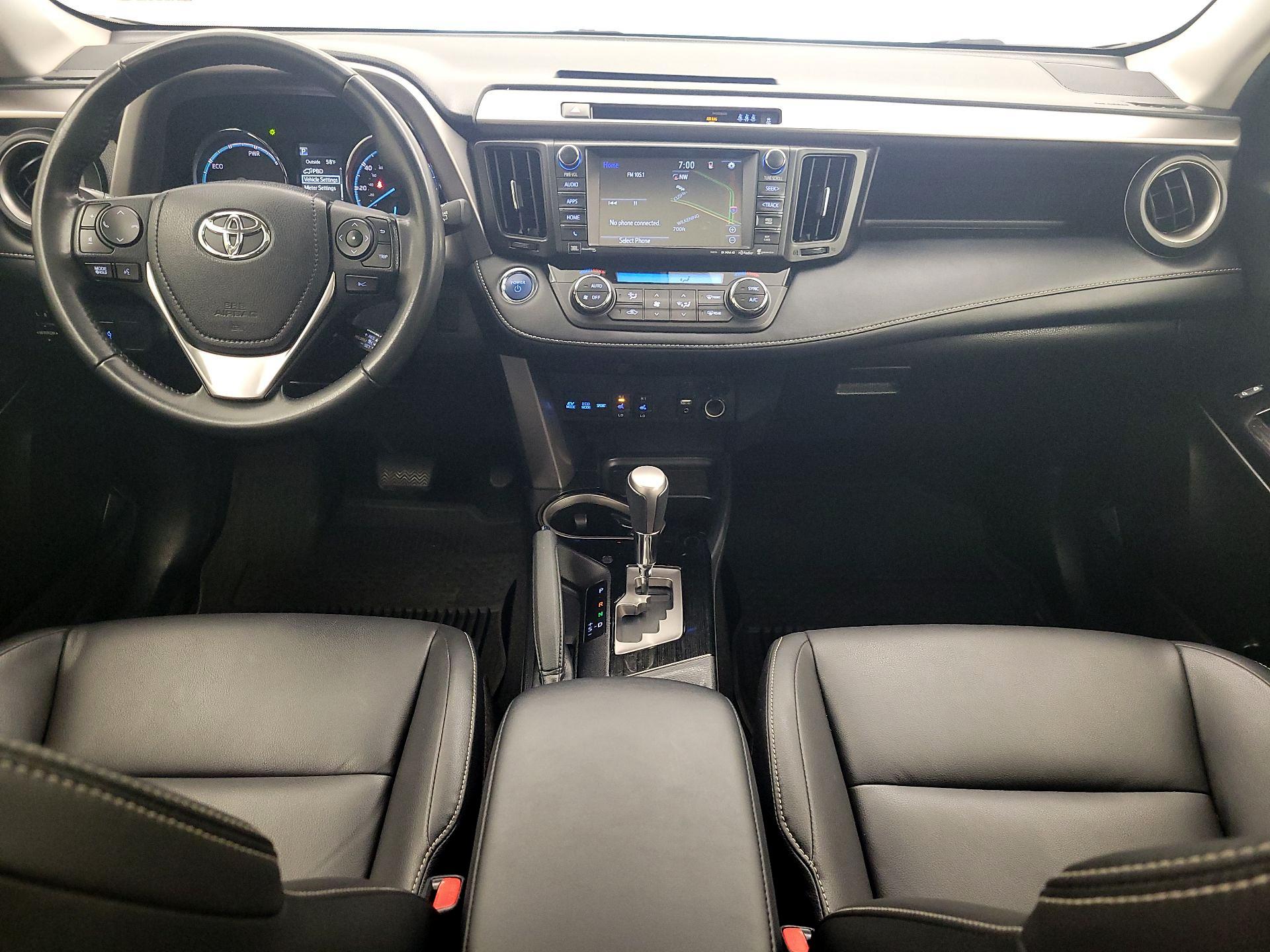 Thumbnail: 2018 Toyota RAV4 - 9