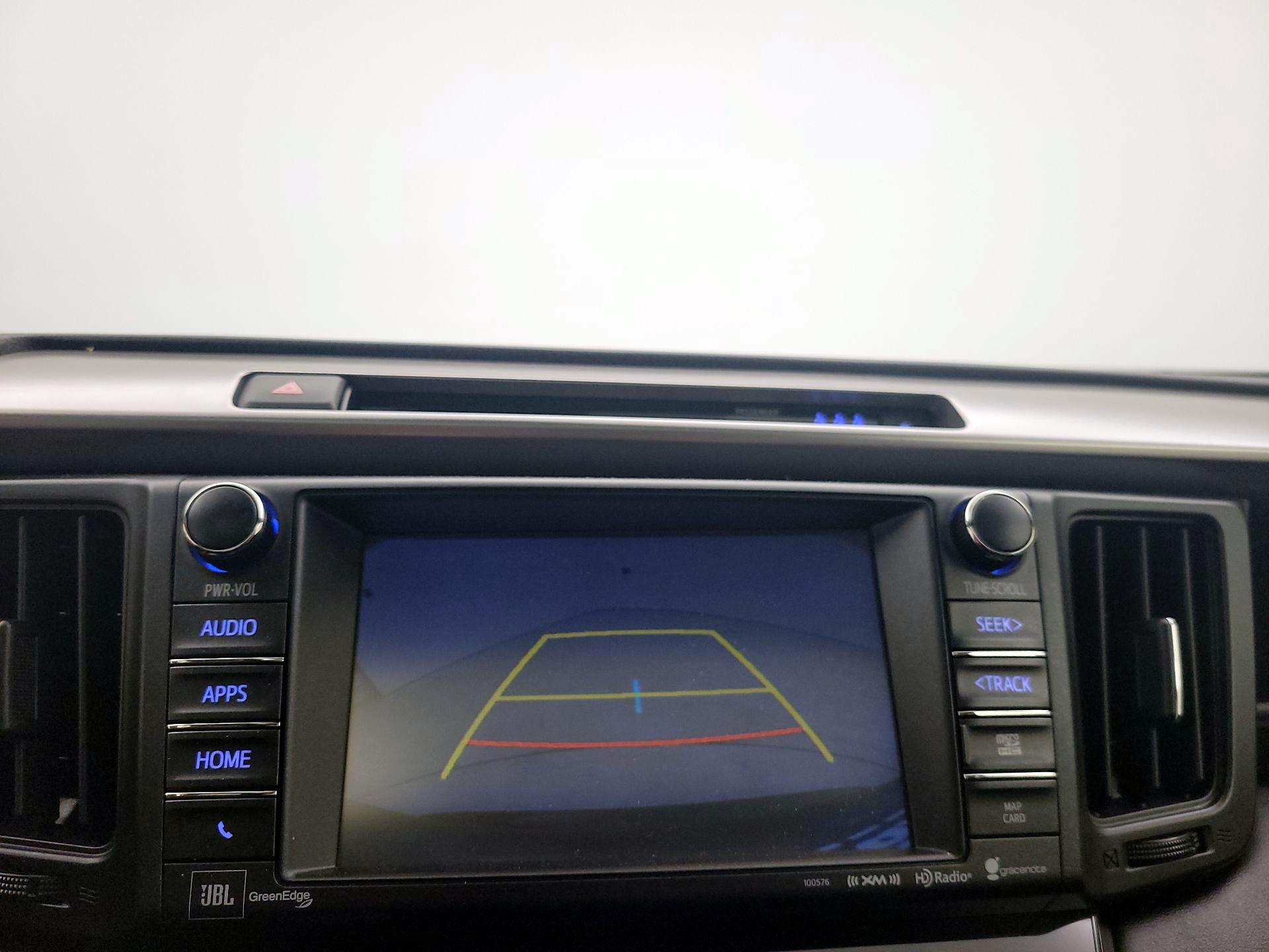 Thumbnail: 2018 Toyota RAV4 - 15