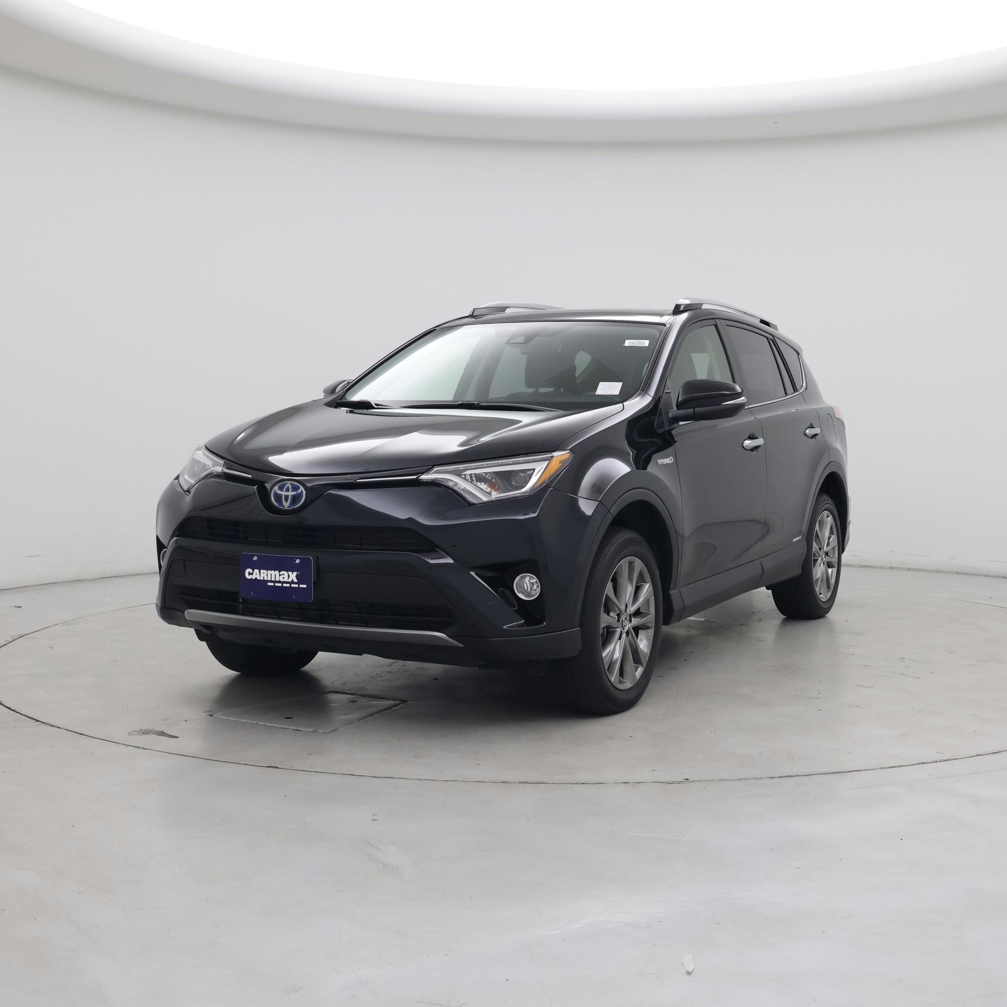 Thumbnail: 2018 Toyota RAV4 - 4
