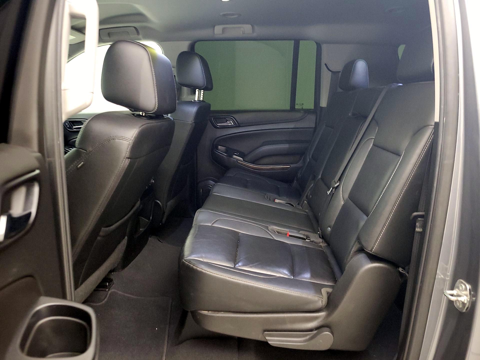 Thumbnail: 2019 Chevrolet Suburban - 19