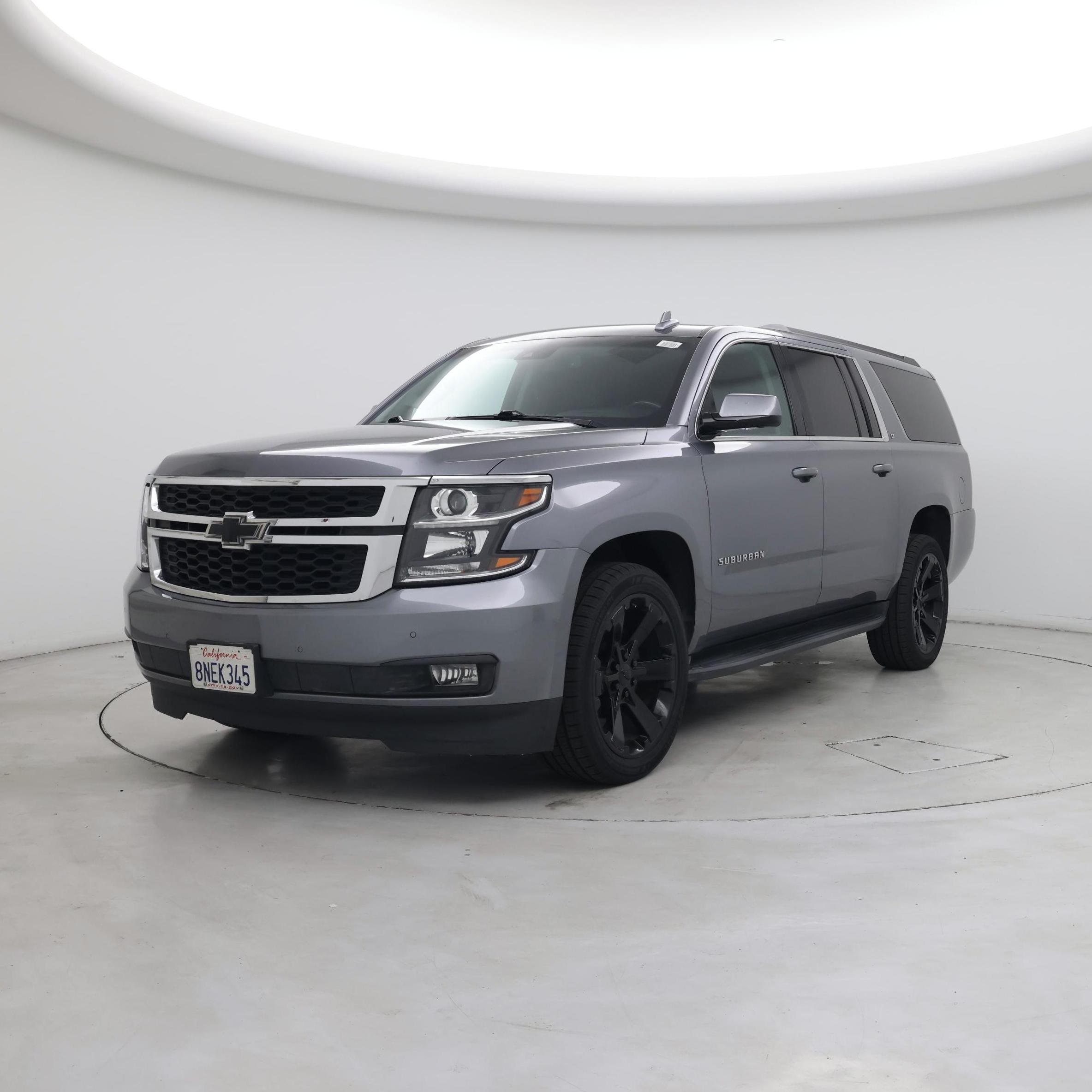Thumbnail: 2019 Chevrolet Suburban - 4
