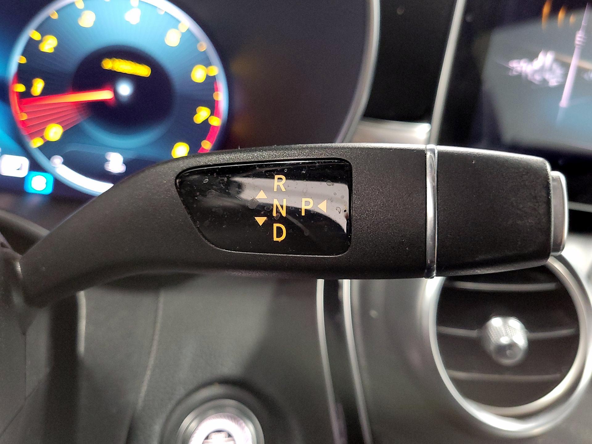 Thumbnail: 2020 Mercedes-Benz C-Class - 17