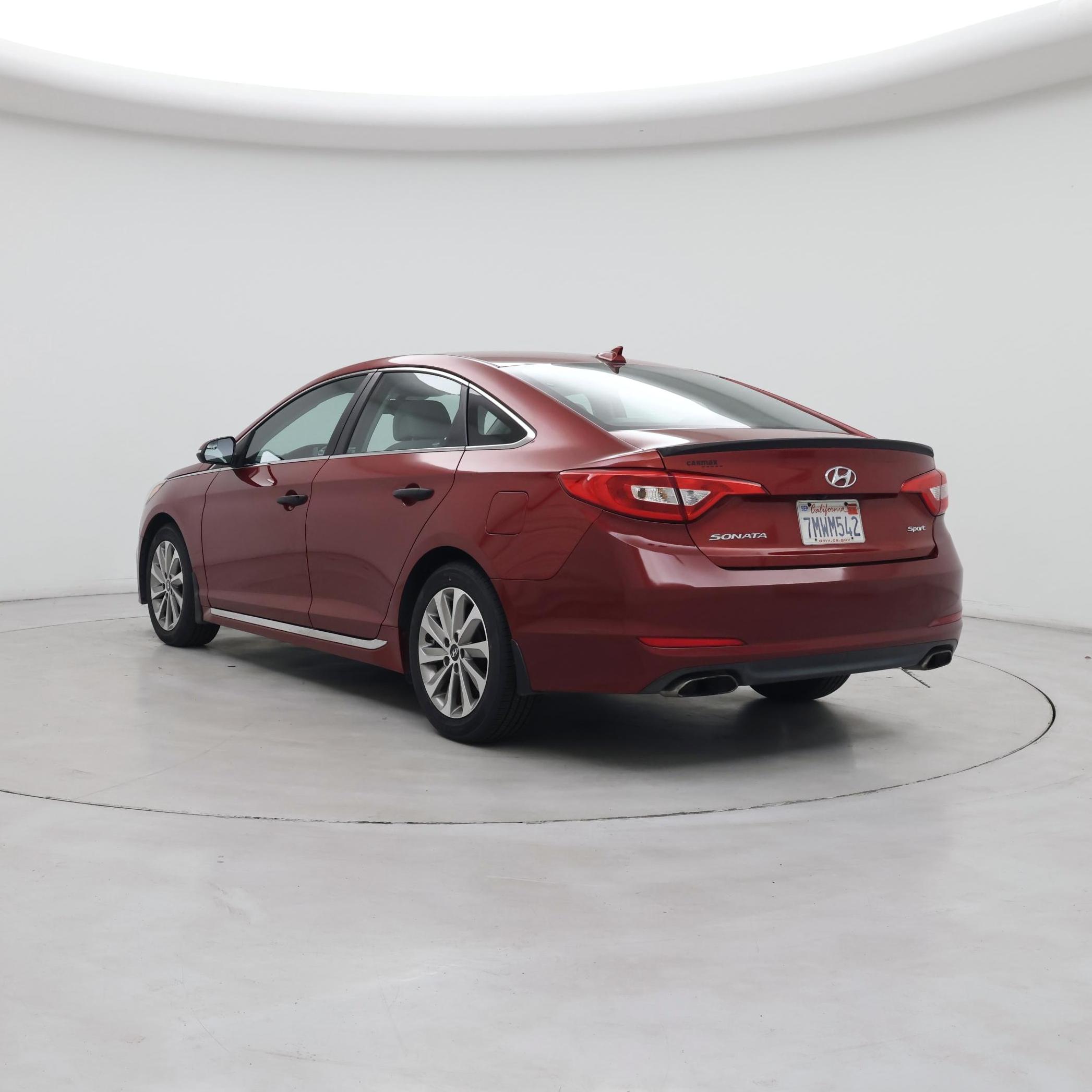 Thumbnail: 2015 Hyundai Sonata - 2