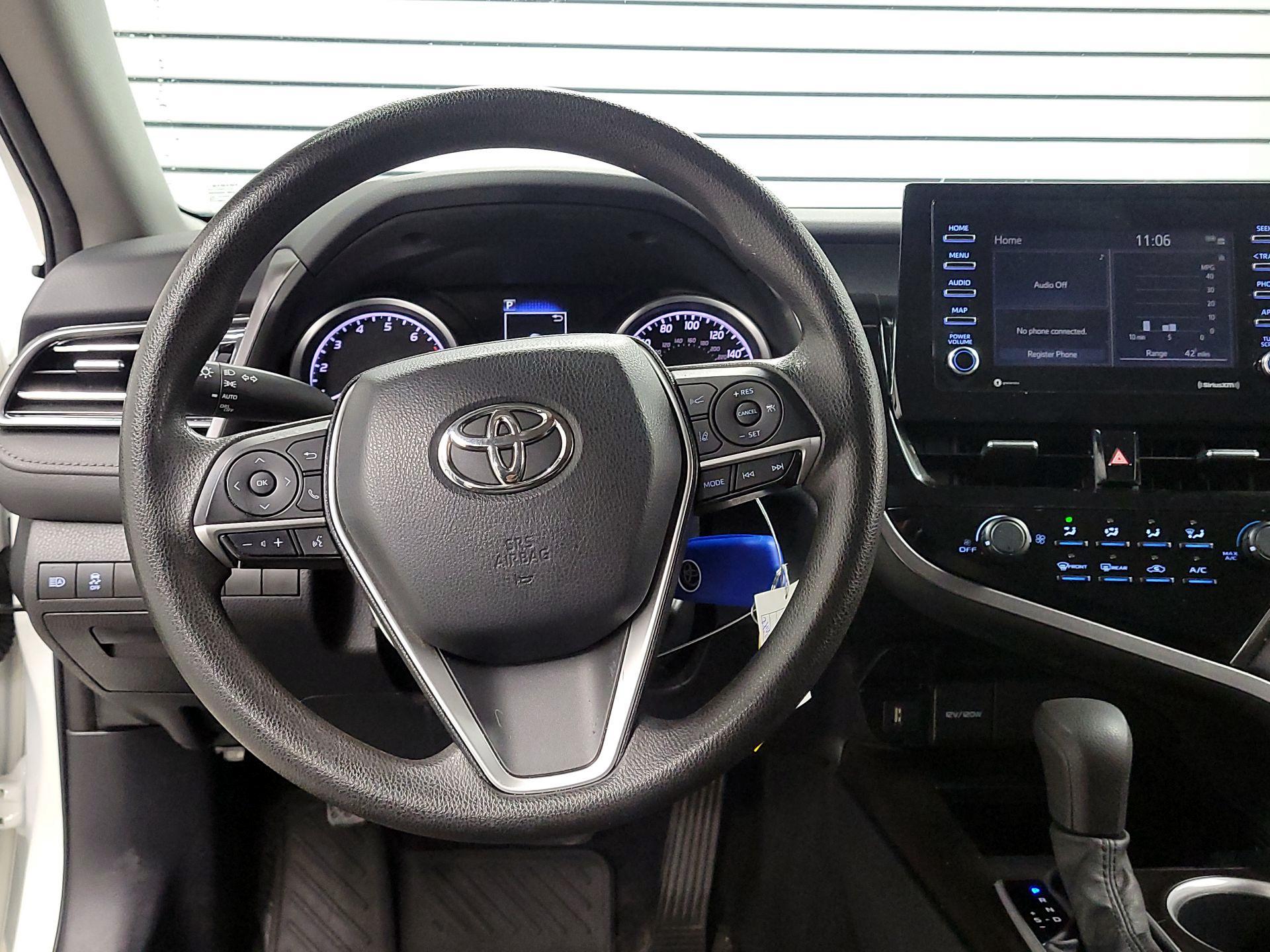 Thumbnail: 2021 Toyota Camry - 10