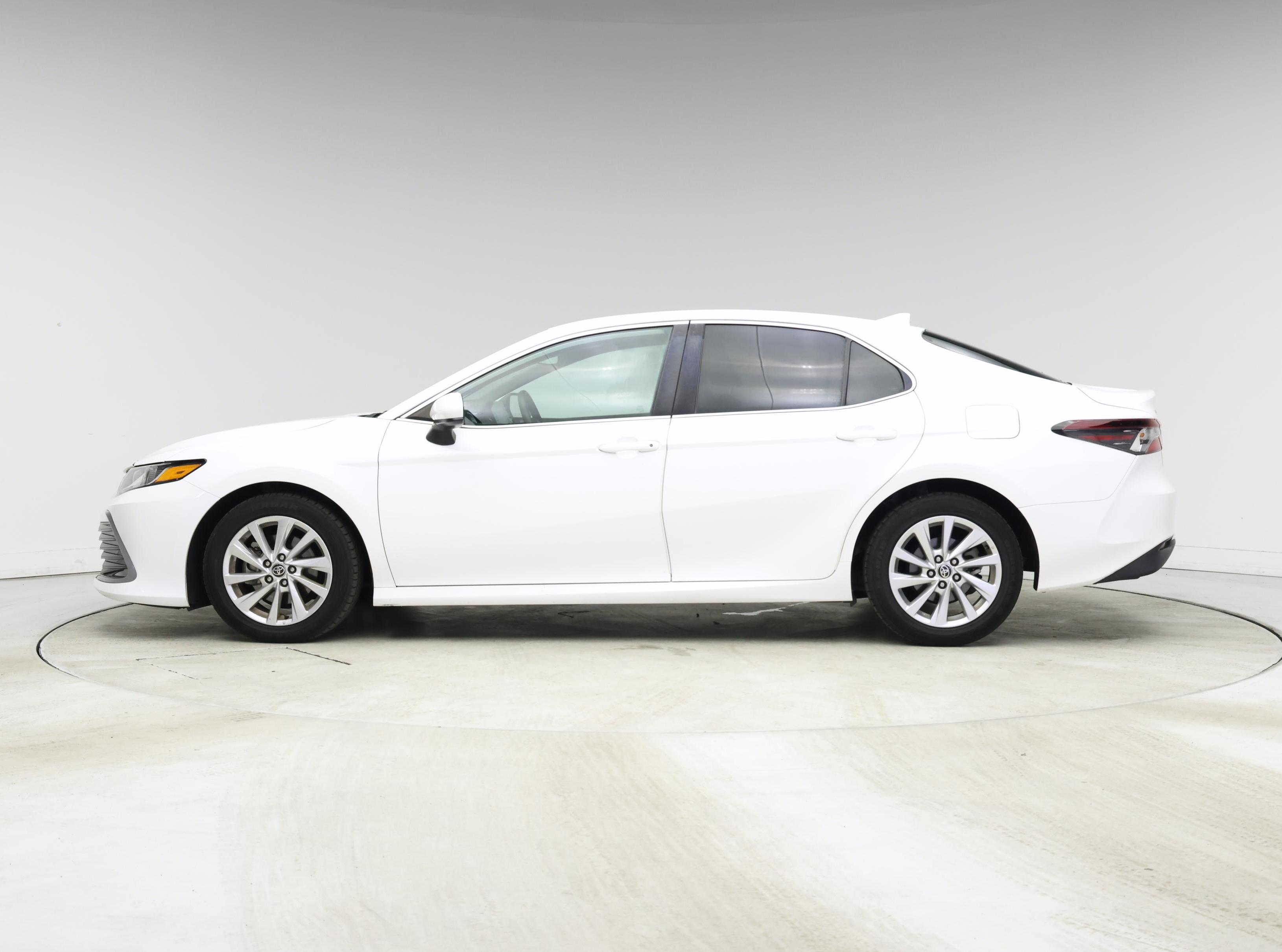 Thumbnail: 2021 Toyota Camry - 3