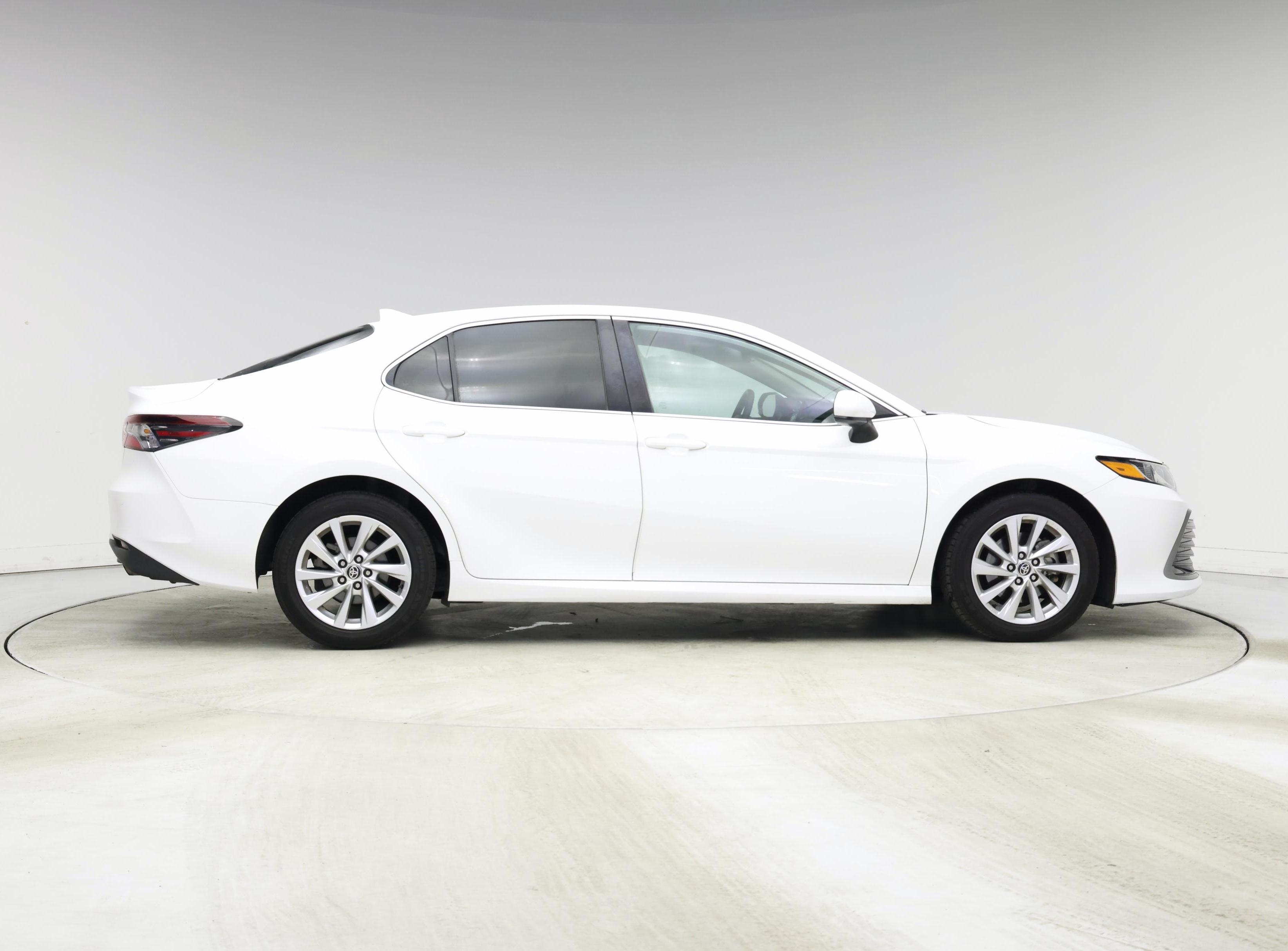 Thumbnail: 2021 Toyota Camry - 7