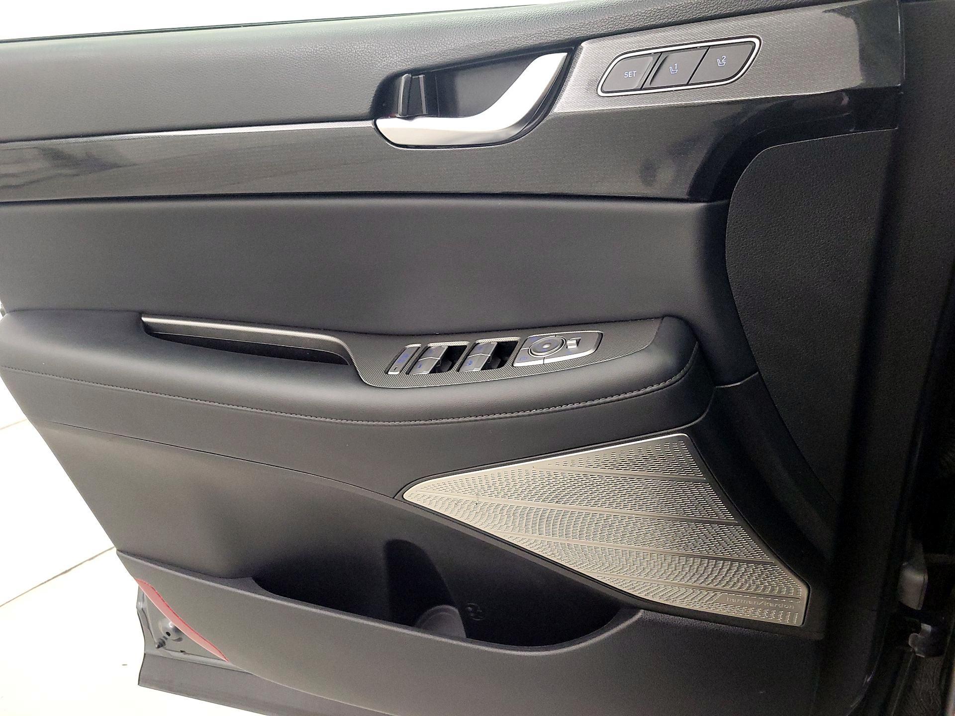 Thumbnail: 2021 Hyundai Palisade - 12