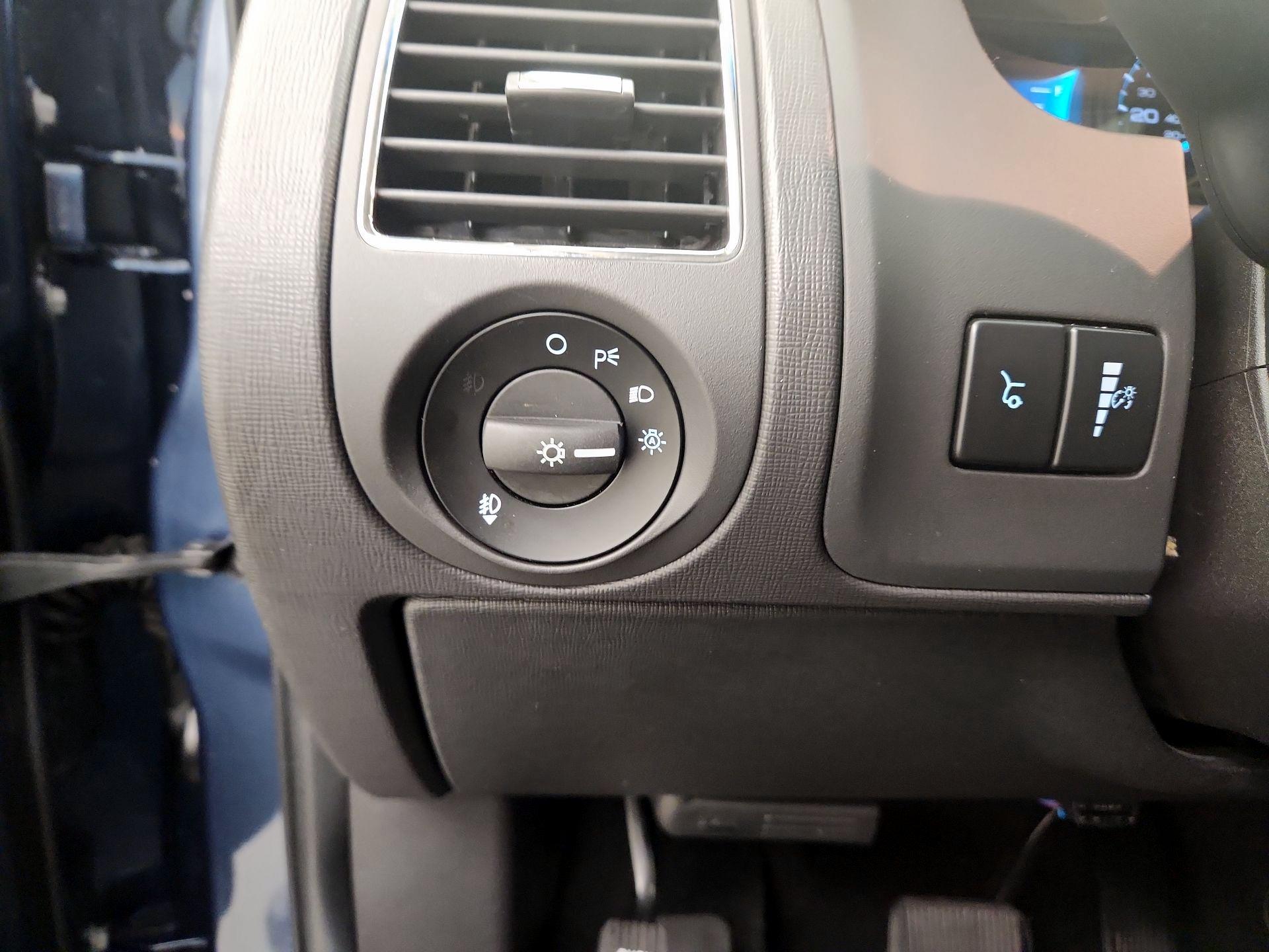Thumbnail: 2019 Ford Flex - 13