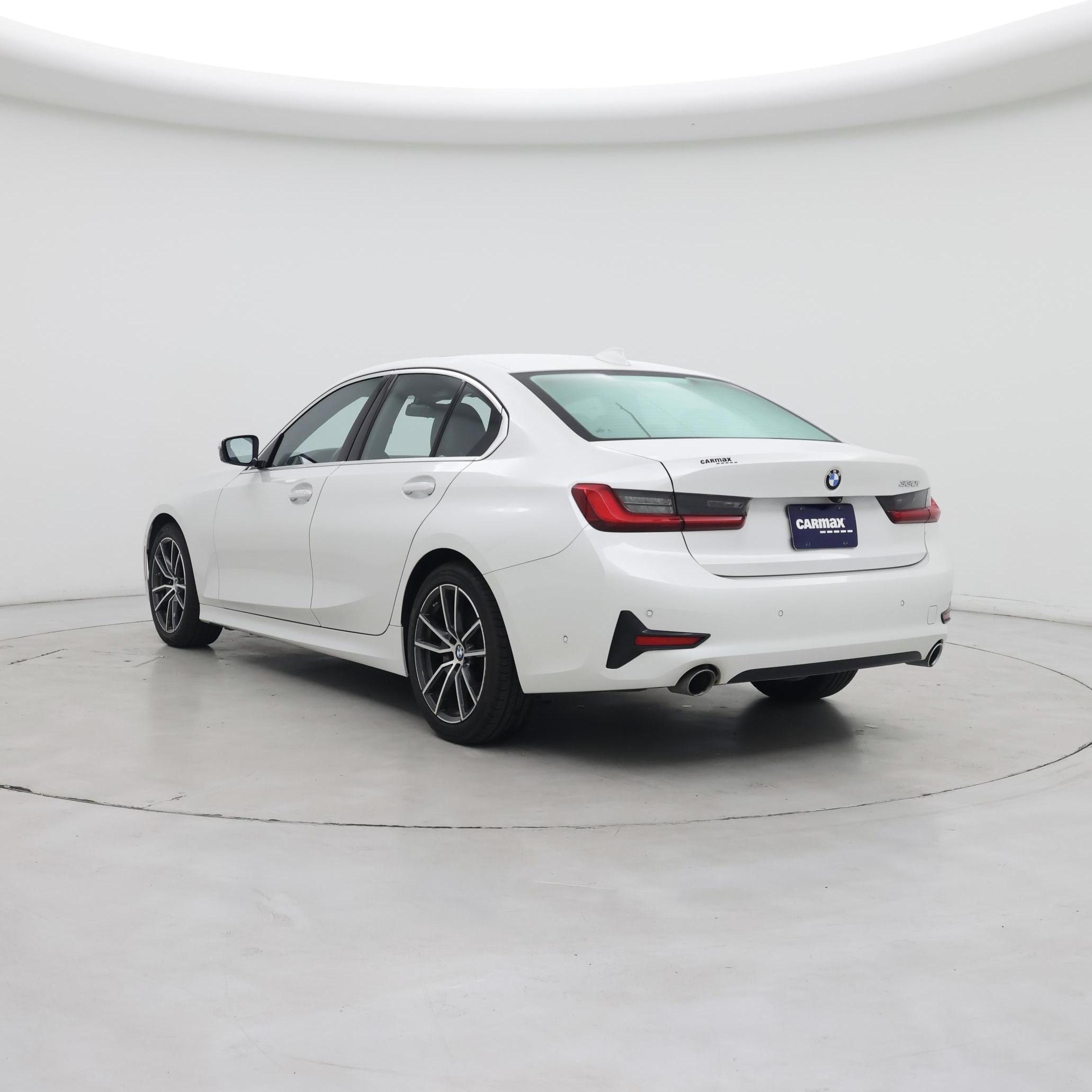Thumbnail: 2019 BMW 3 Series - 2