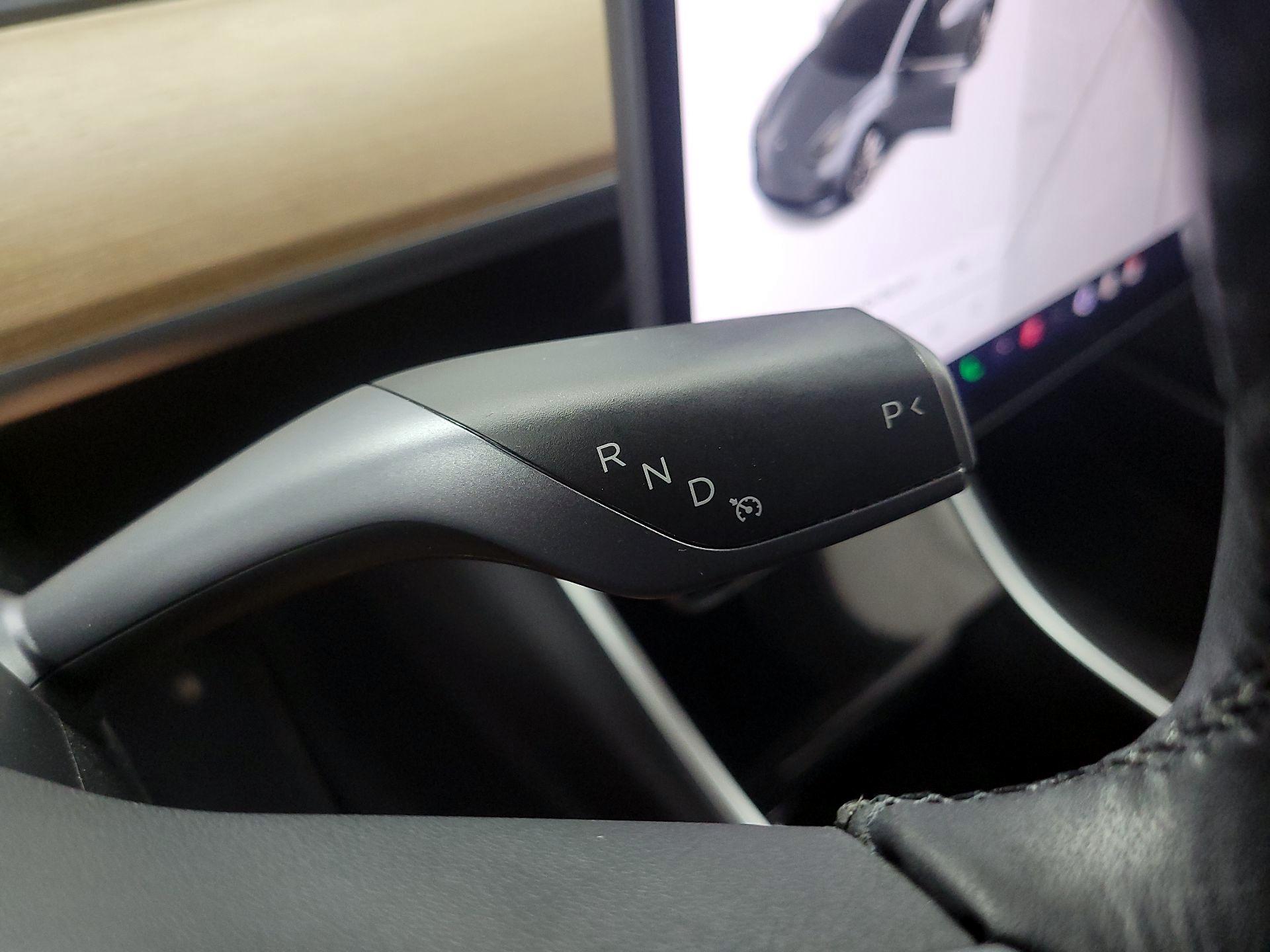 Thumbnail: 2020 Tesla Model 3 - 17
