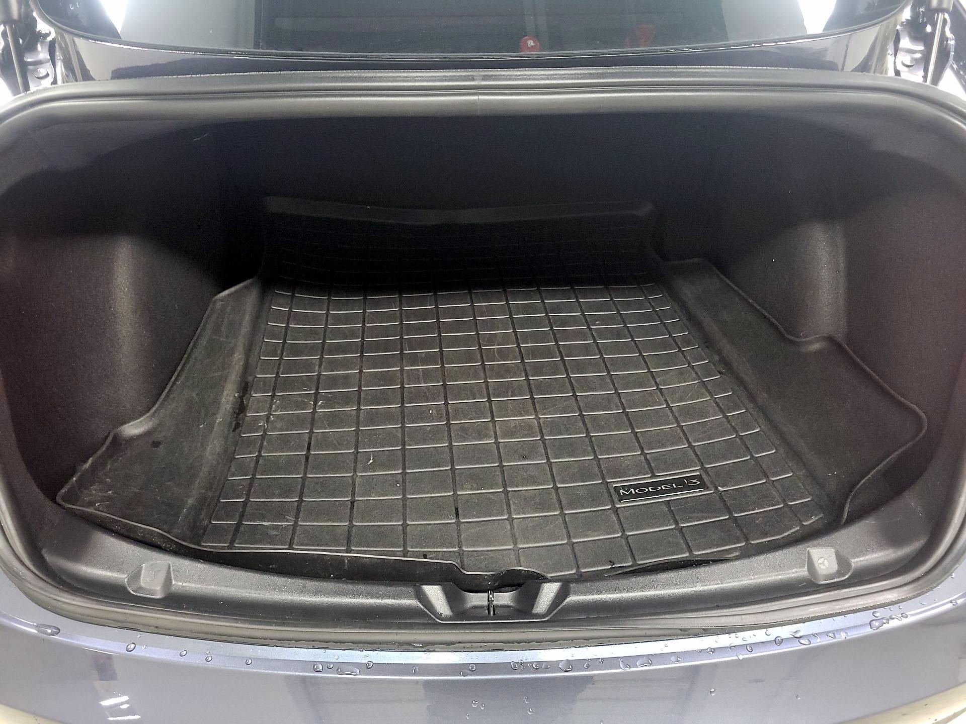 Thumbnail: 2020 Tesla Model 3 - 20
