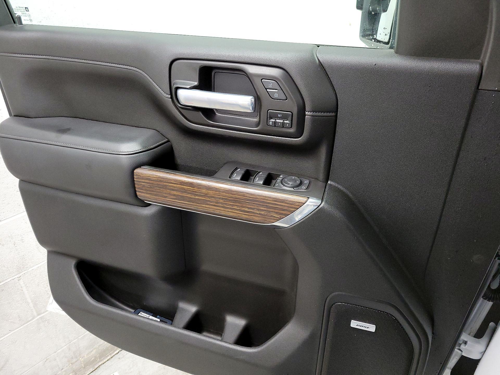 Thumbnail: 2021 Chevrolet Silverado 3500 - 12