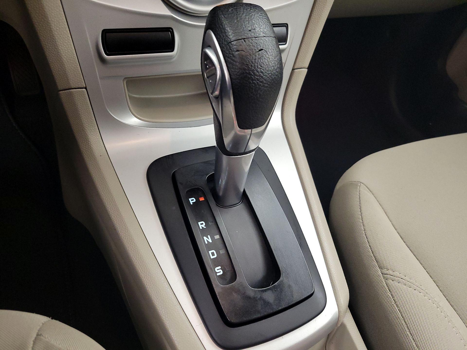 Thumbnail: 2016 Ford Fiesta - 16